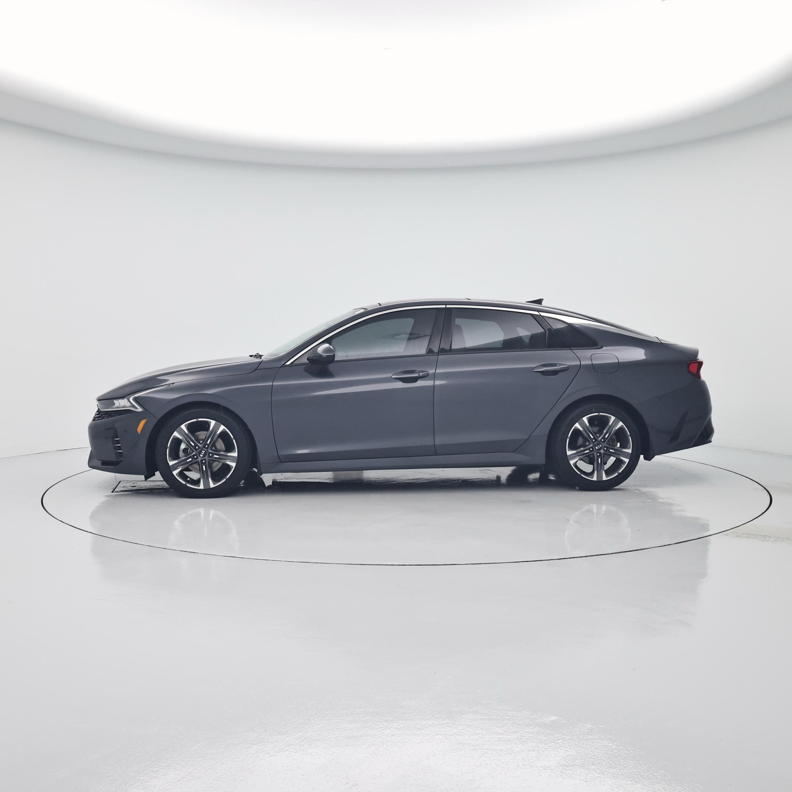 Thumbnail: 2021 Kia K5 - 3