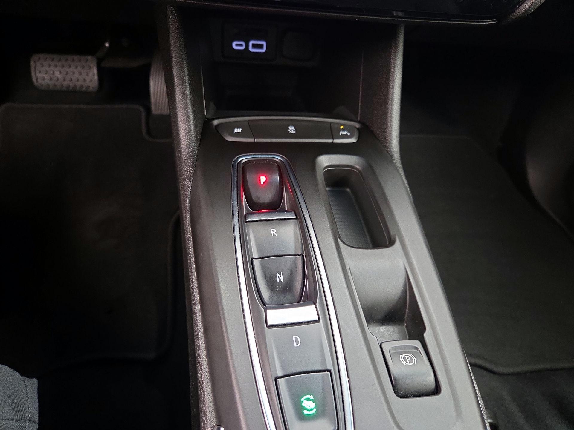 Thumbnail: 2022 Chevrolet Bolt EV - 18