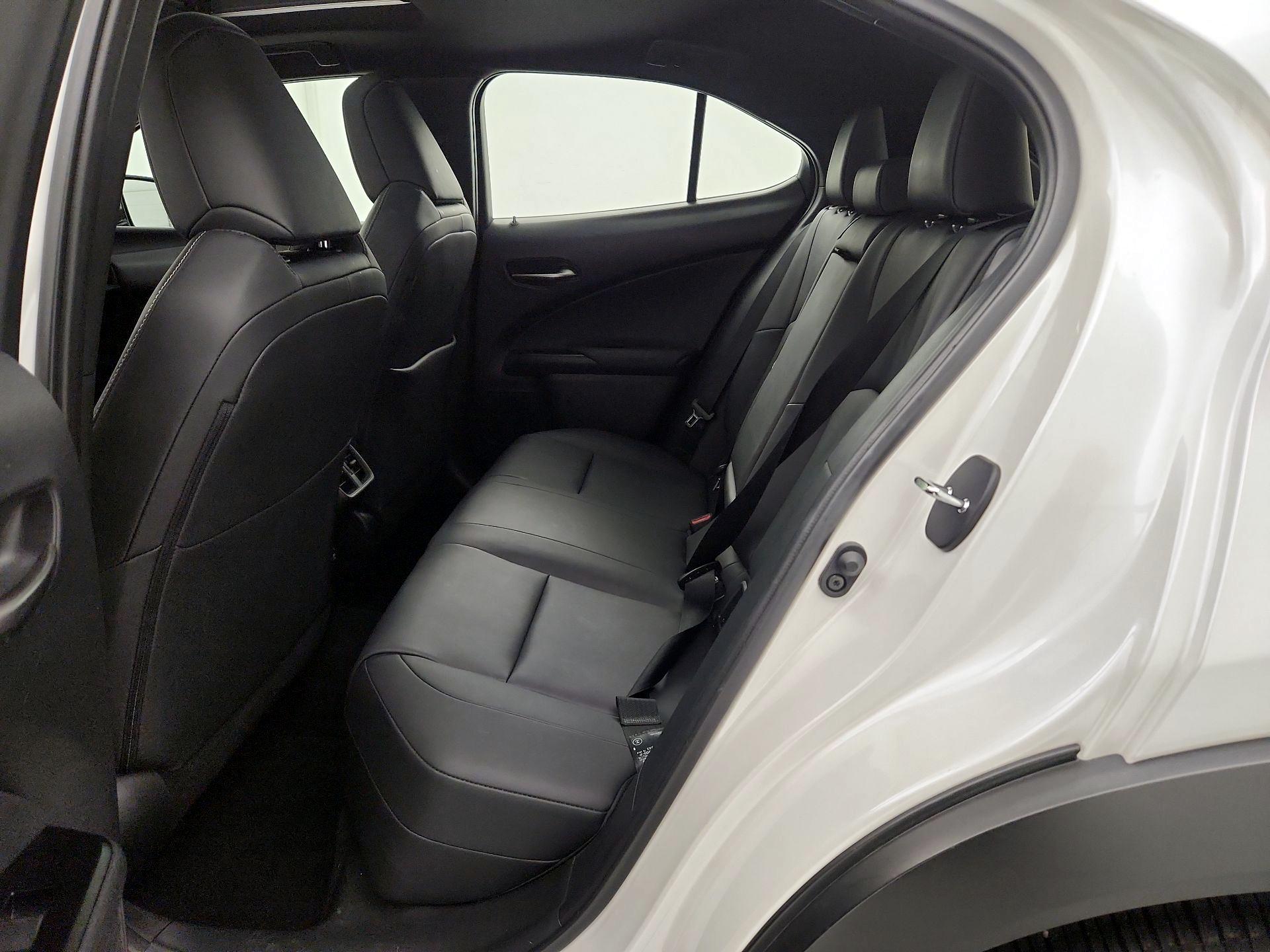 Thumbnail: 2019 Lexus UX - 20