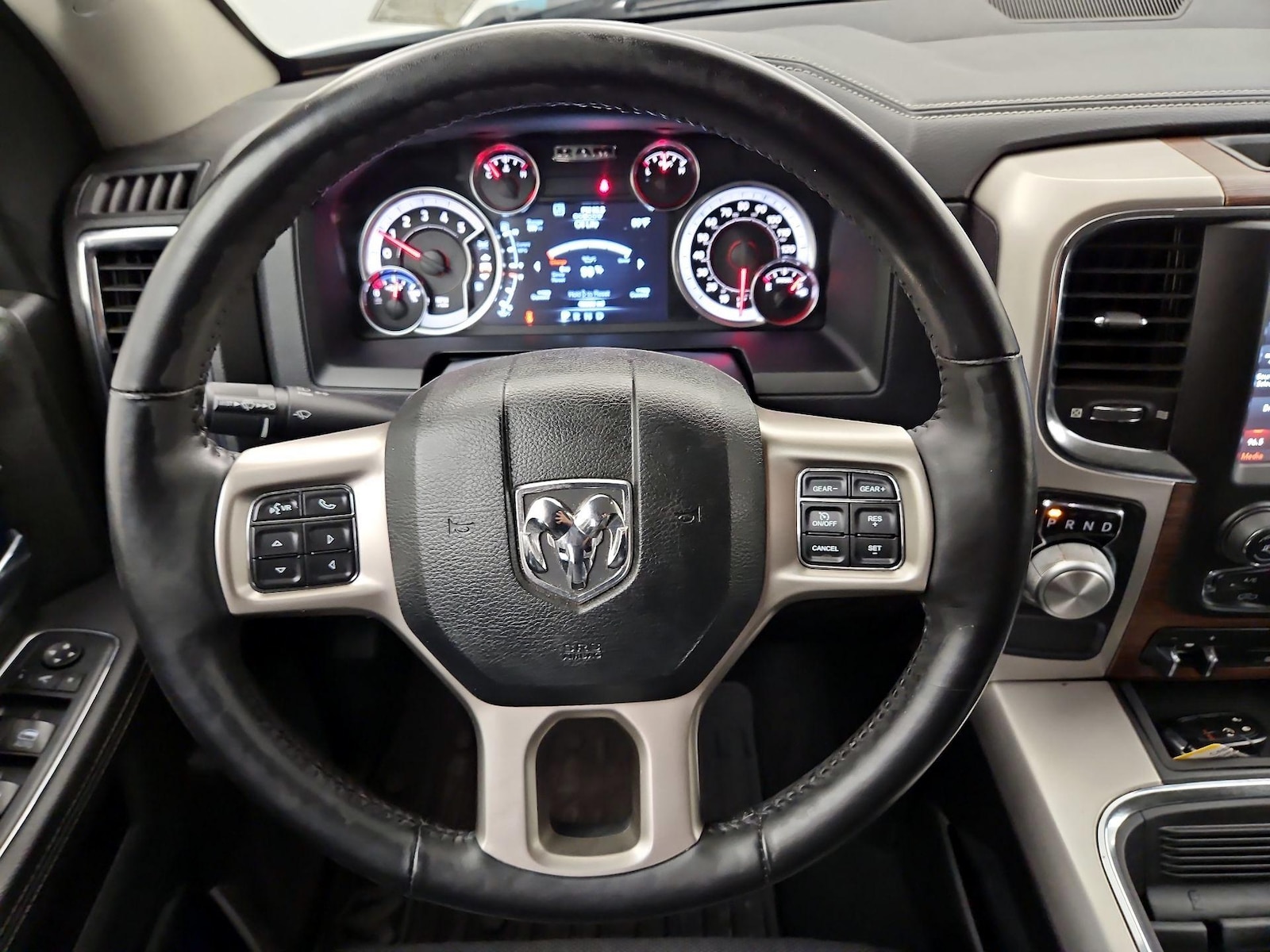 2019 RAM Ram 1500 Classic Laramie - Photo 11