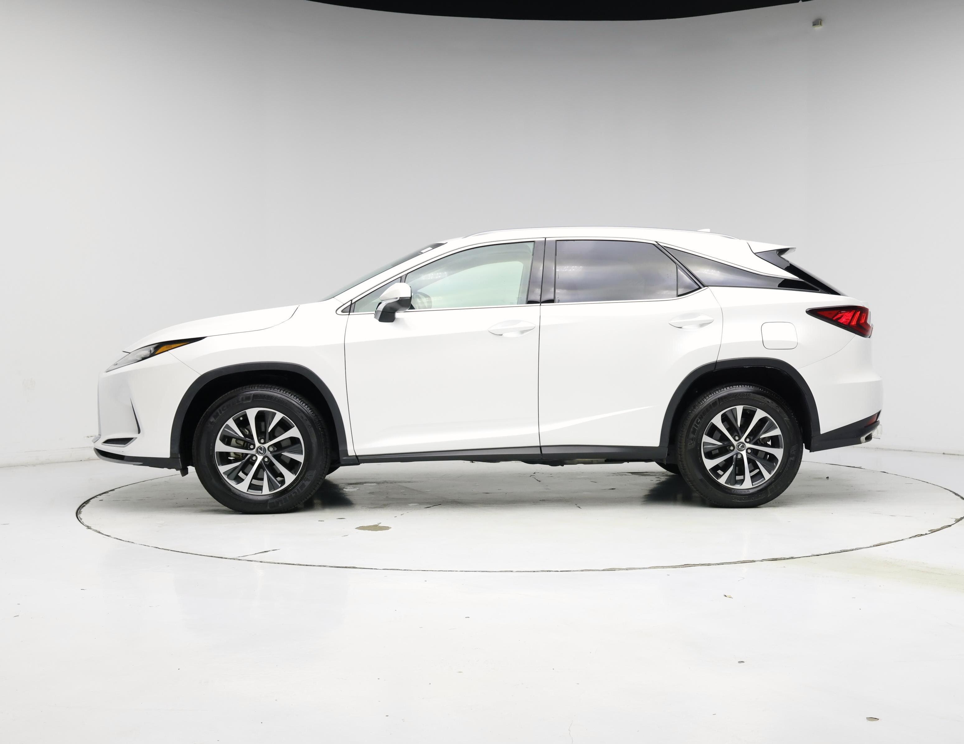 Thumbnail: 2021 Lexus RX - 3