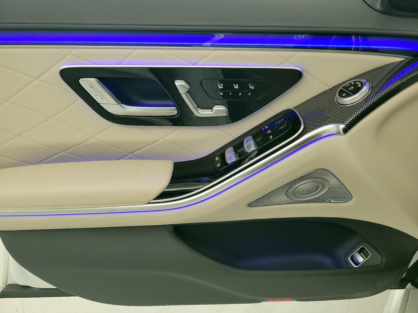 2025 Mercedes-Benz S-Class S 580 - Photo 13
