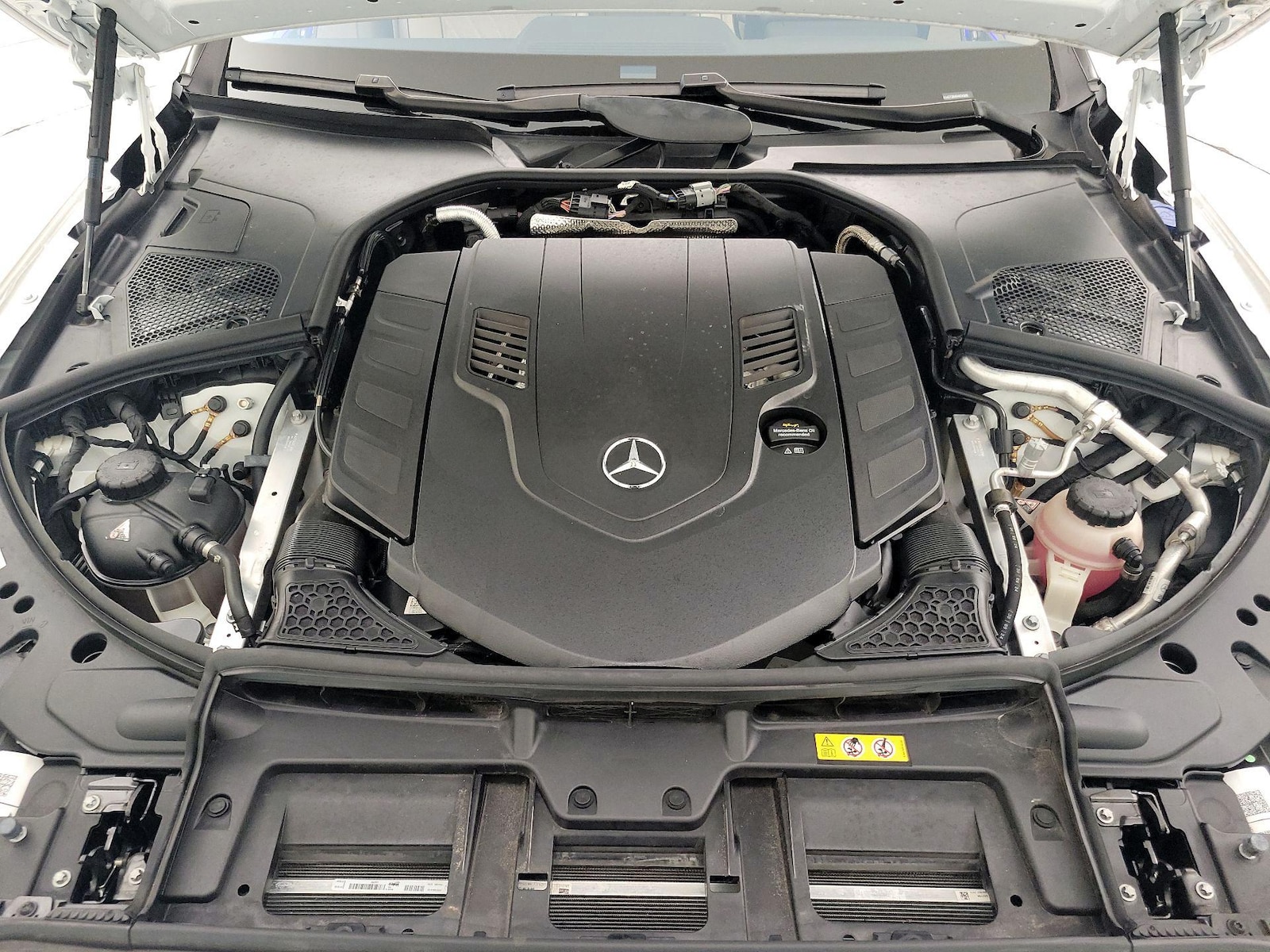 2025 Mercedes-Benz S-Class S 580 - Photo 24