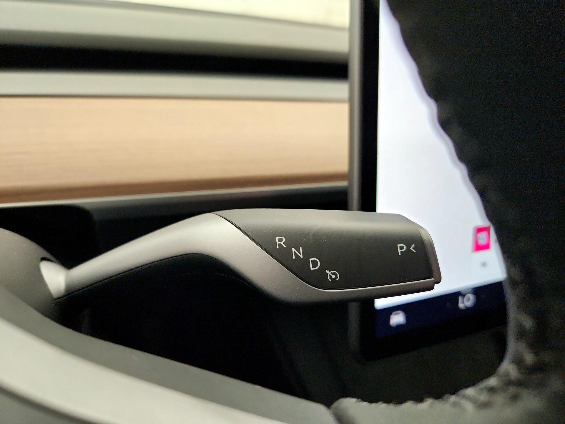 Thumbnail: 2023 Tesla Model 3 - 17