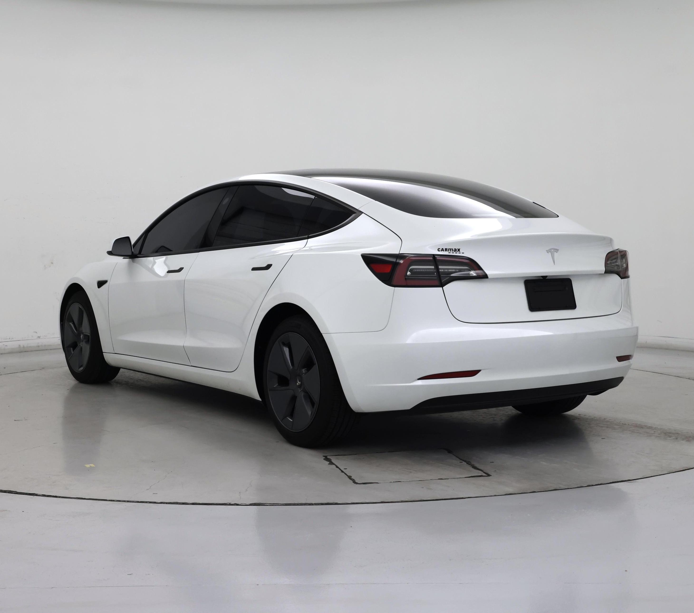 Thumbnail: 2023 Tesla Model 3 - 2