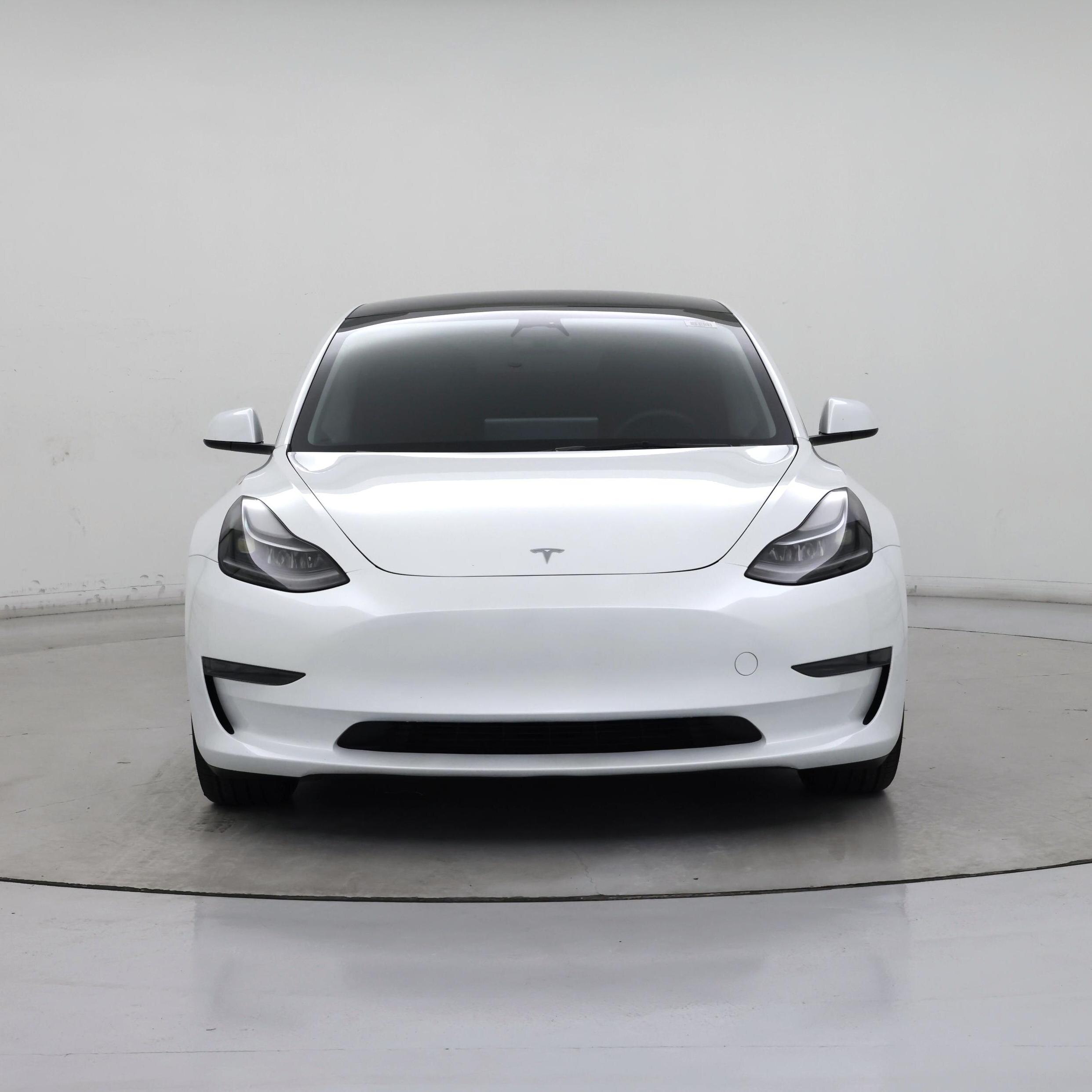 Thumbnail: 2023 Tesla Model 3 - 5