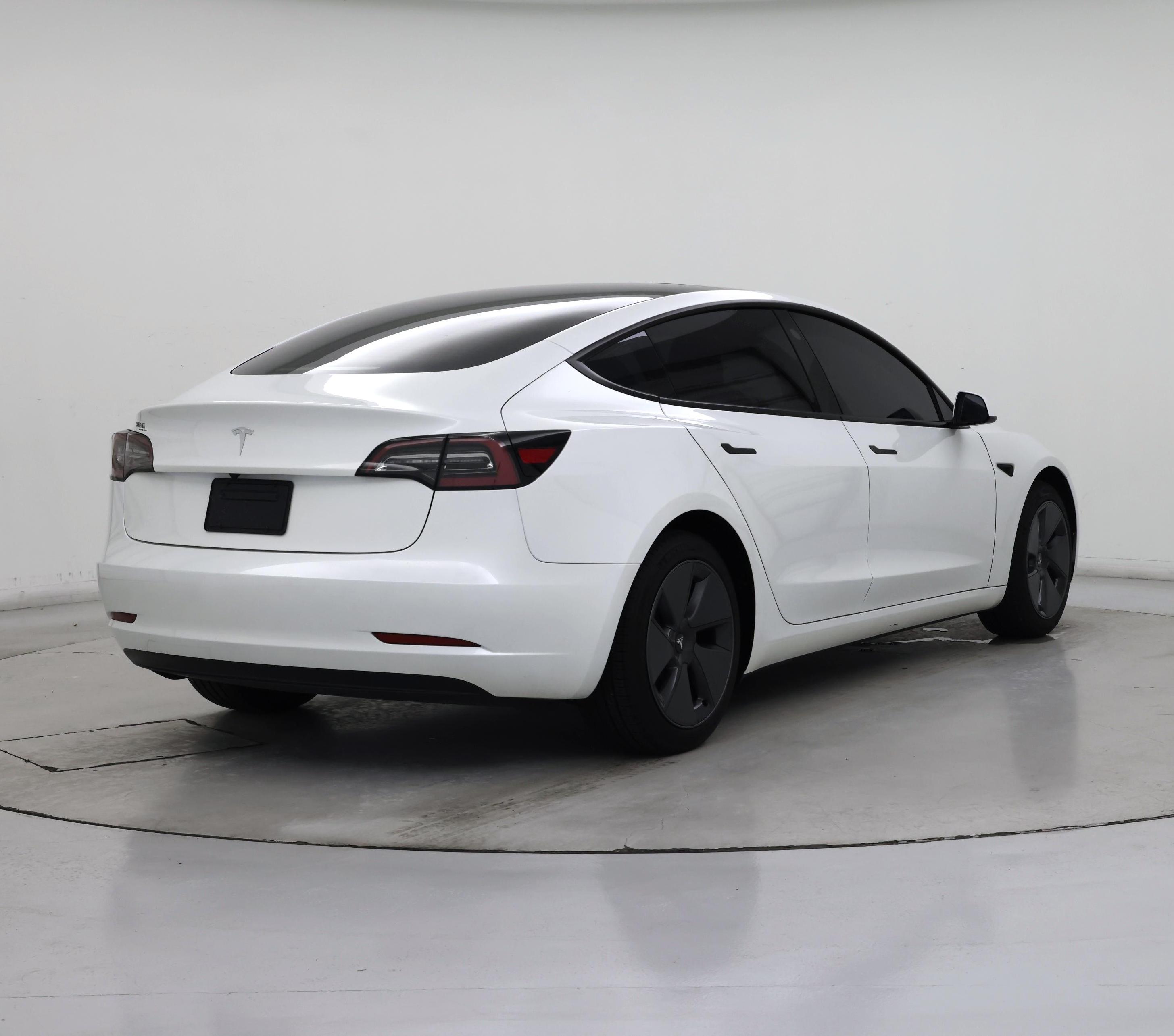 Thumbnail: 2023 Tesla Model 3 - 8