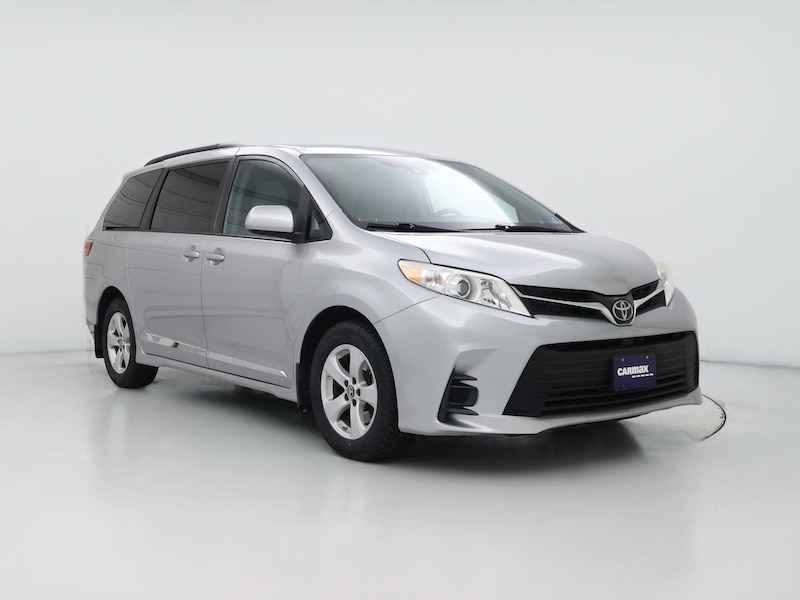 2020 Toyota Sienna LE