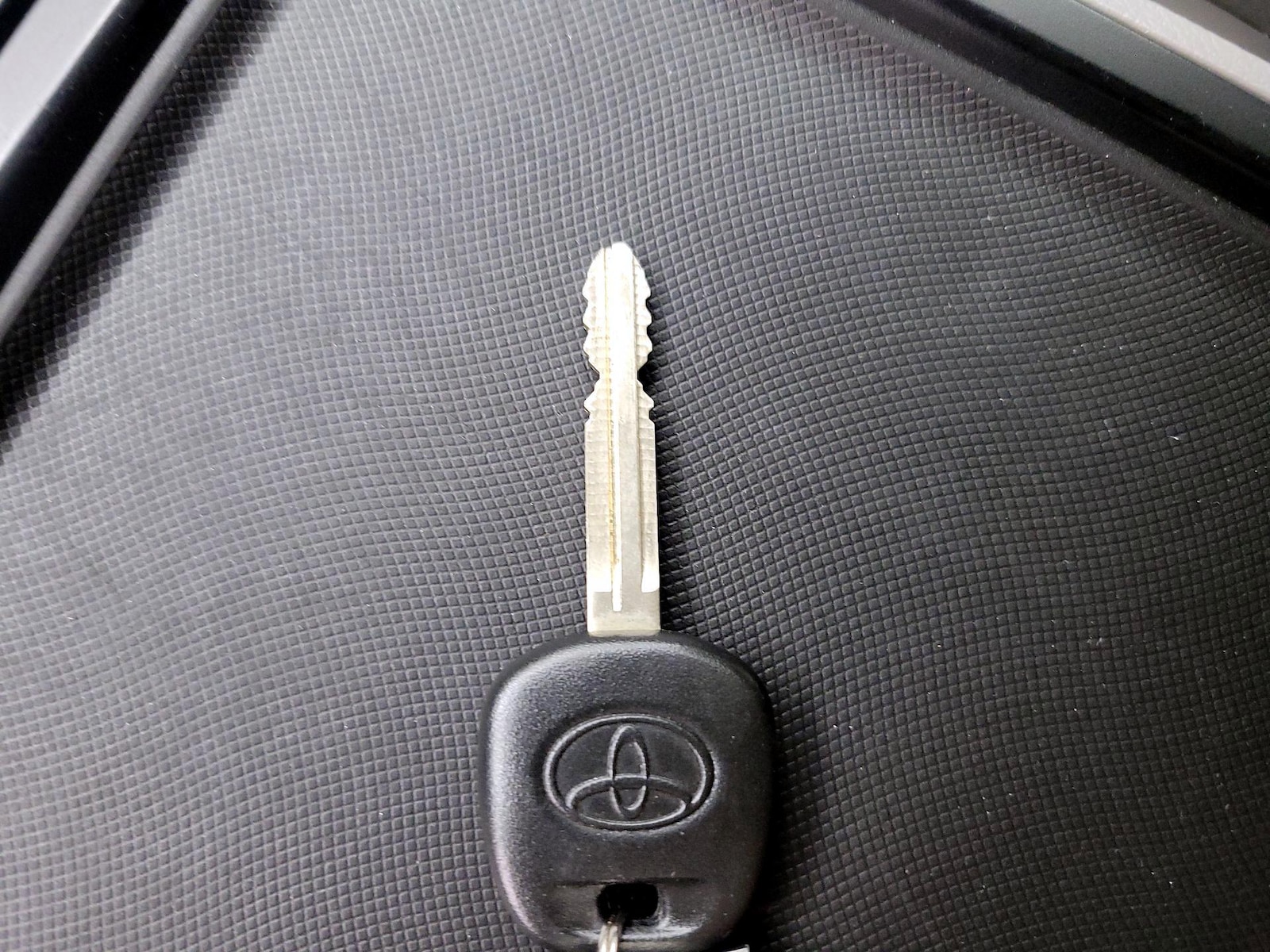 2020 Toyota Sienna LE - Photo 26