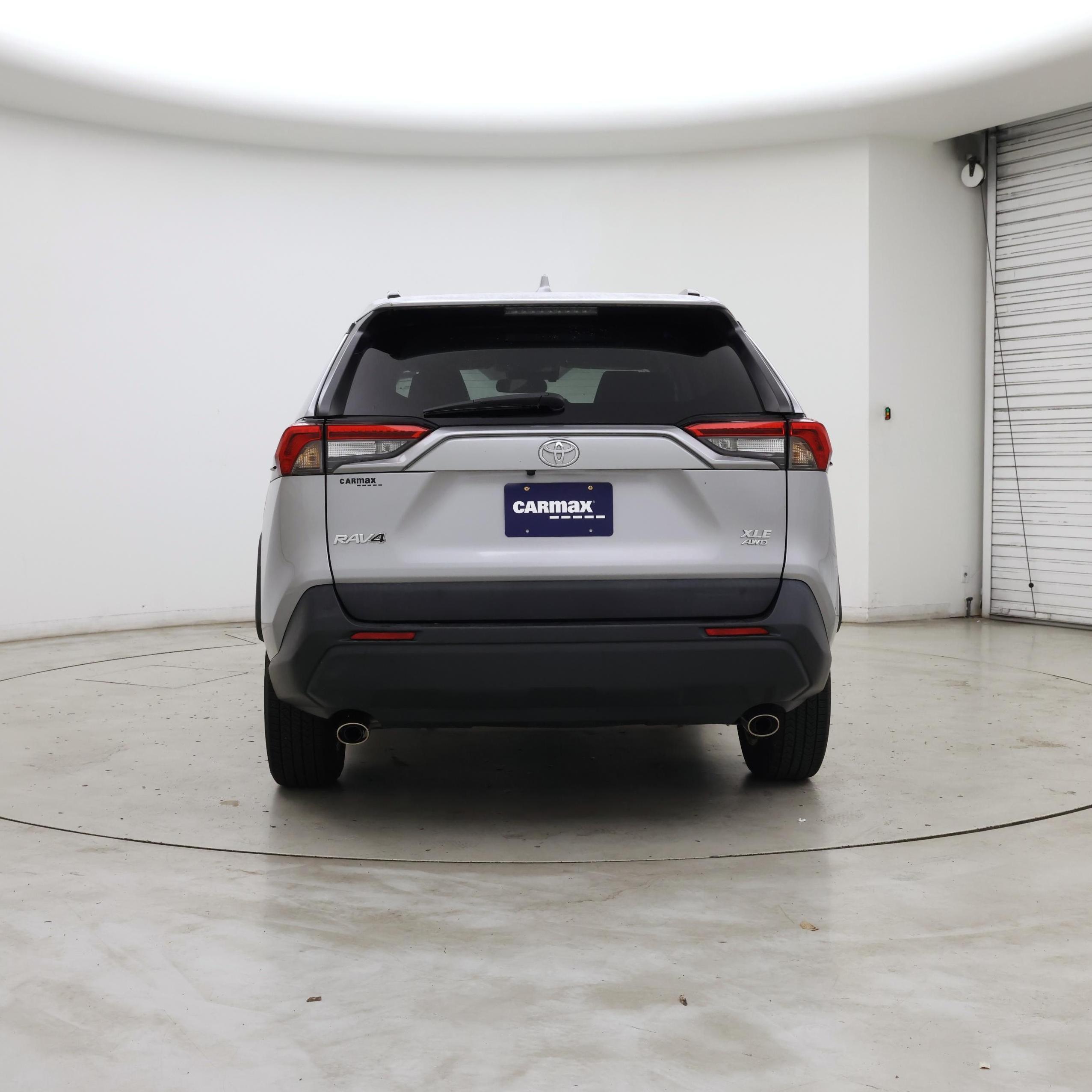 Thumbnail: 2021 Toyota RAV4 - 6