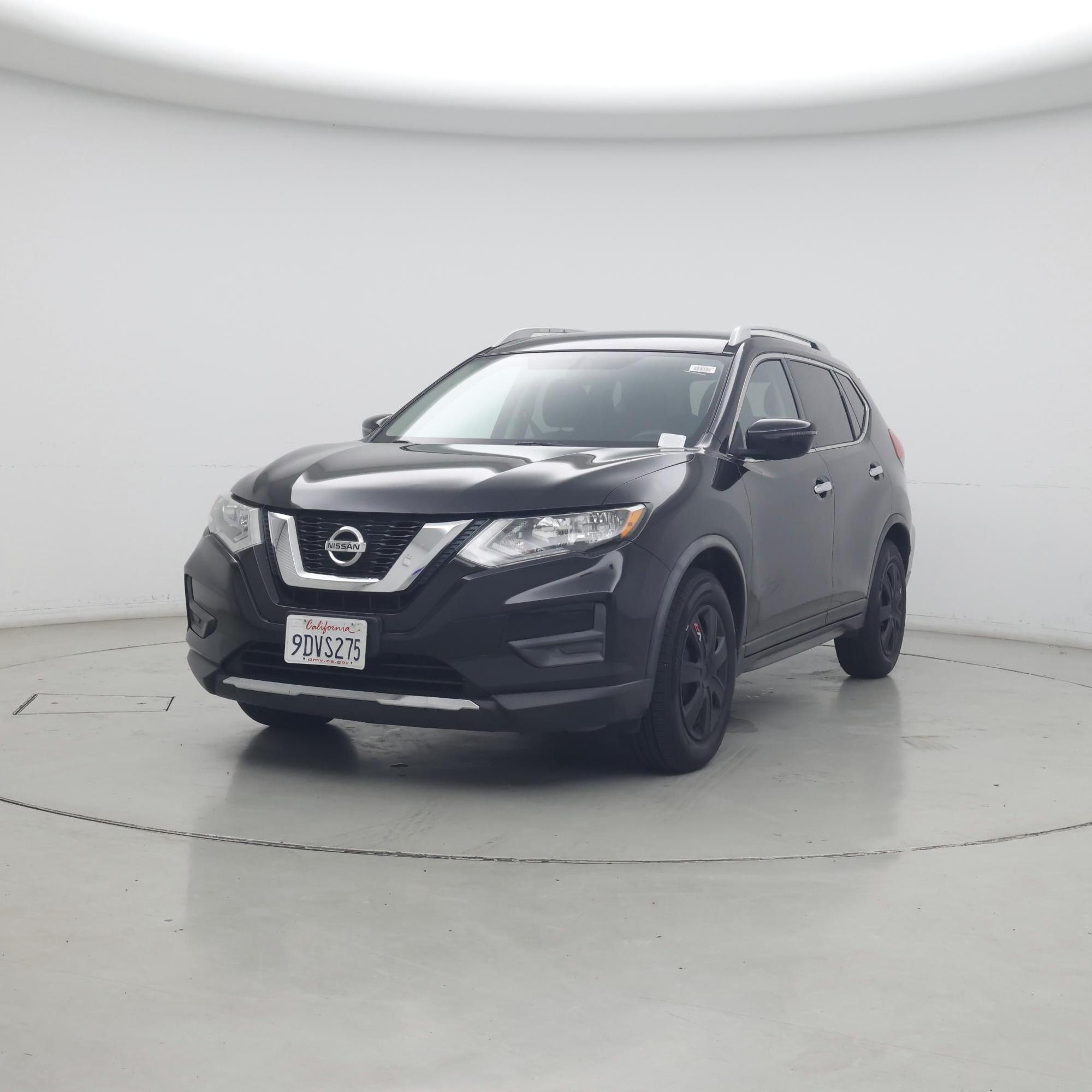 Thumbnail: 2017 Nissan Rogue - 4