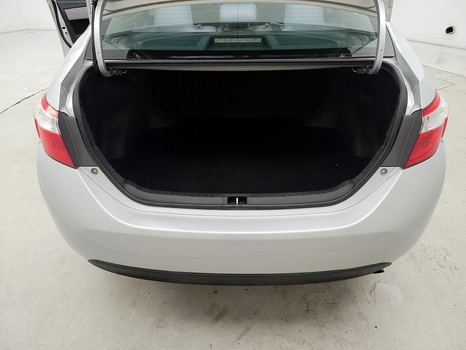 2015 Toyota Corolla LE - Photo 21