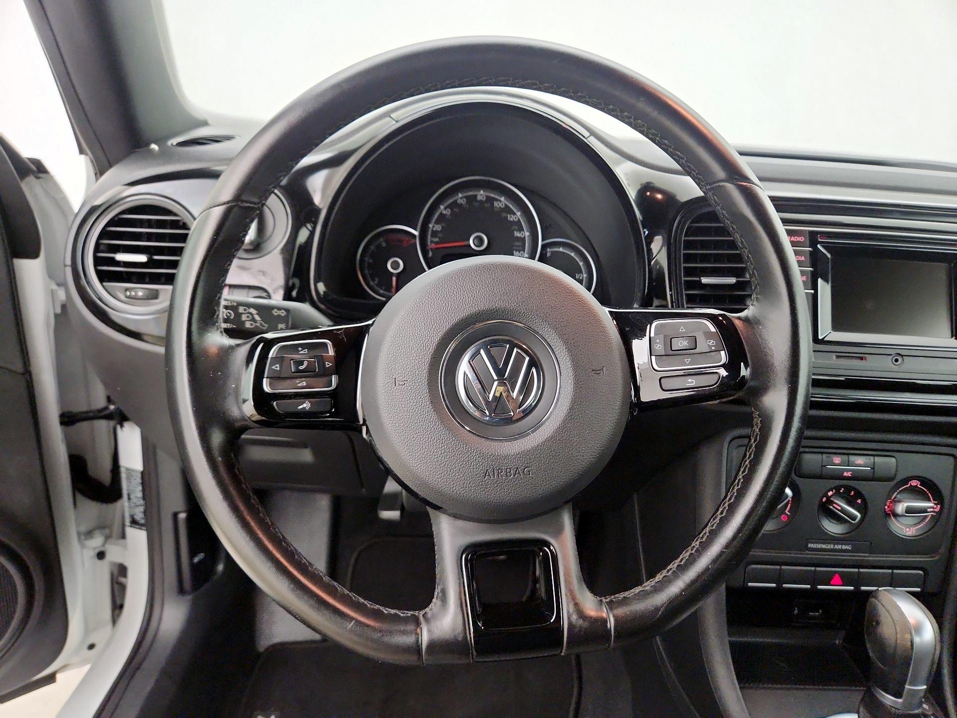 Thumbnail: 2019 Volkswagen Beetle - 10