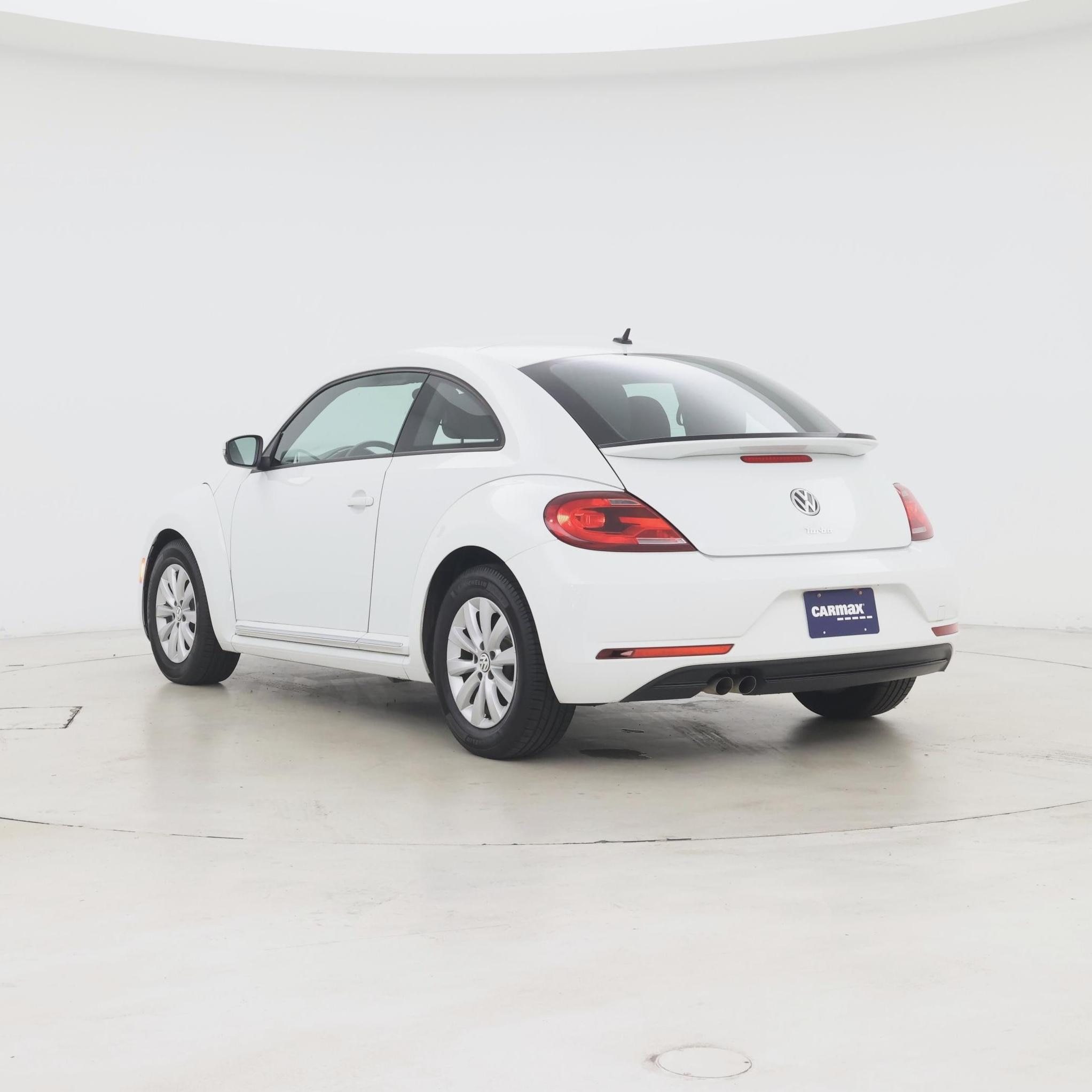 Thumbnail: 2019 Volkswagen Beetle - 2