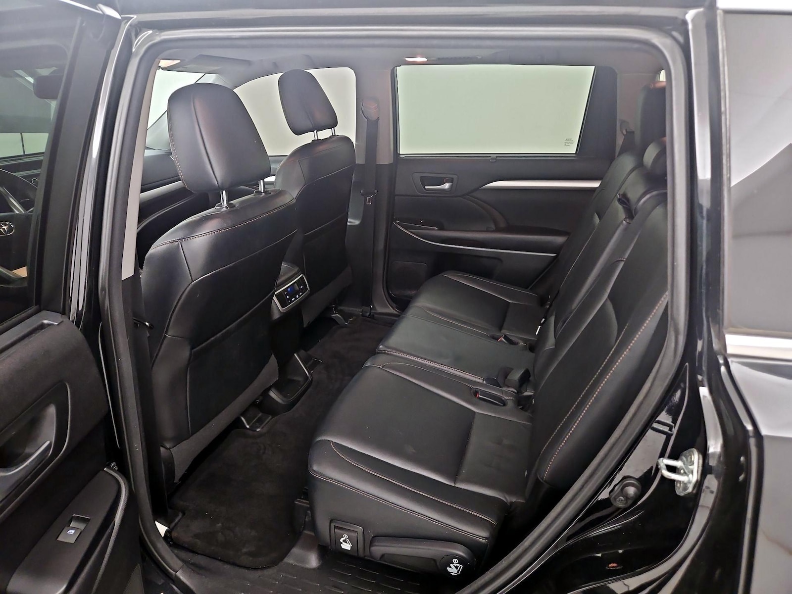 2016 Toyota Highlander XLE - Photo 21