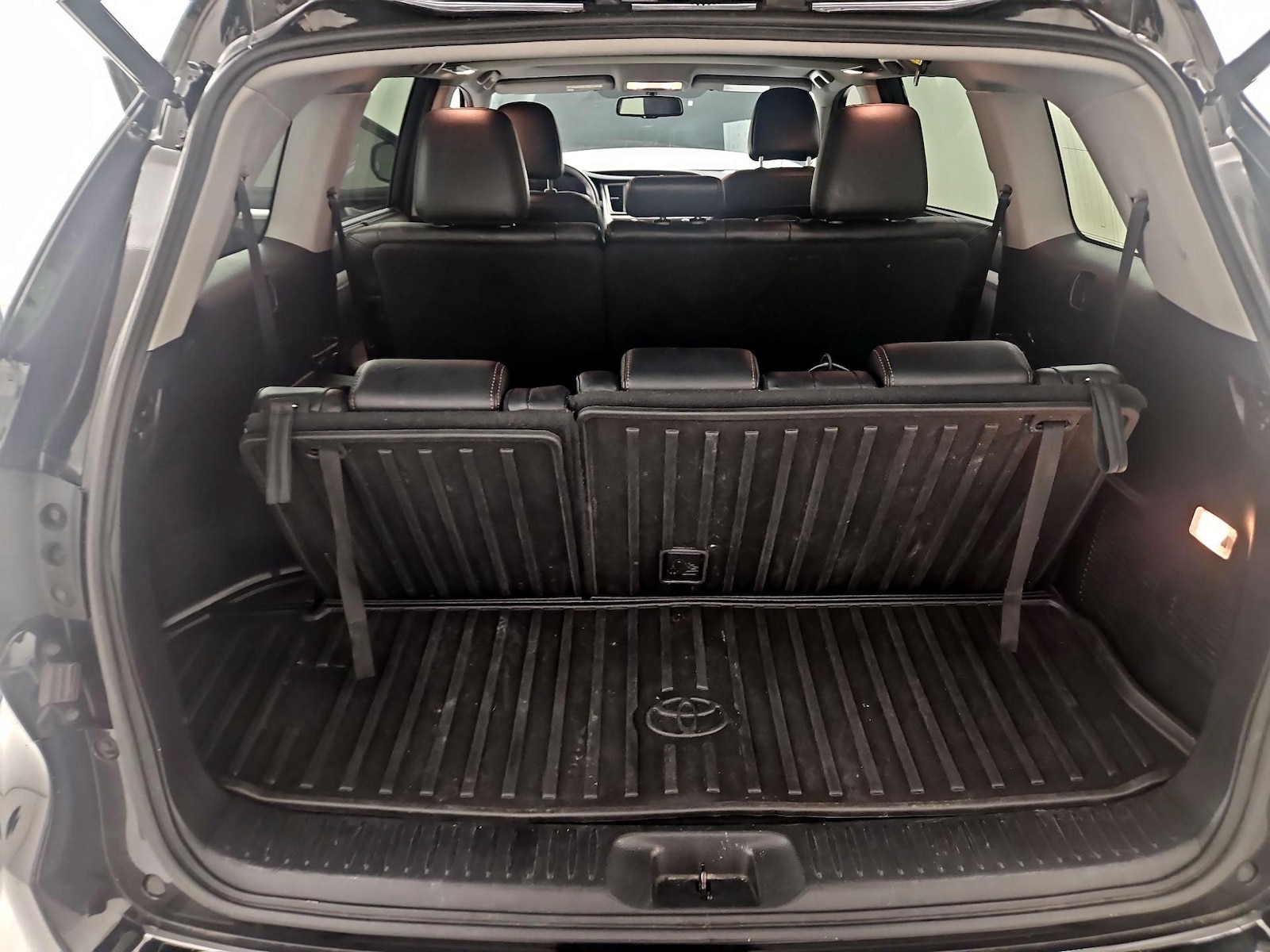 2016 Toyota Highlander XLE - Photo 23