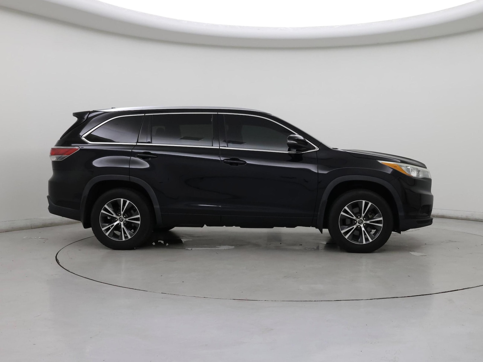 2016 Toyota Highlander XLE - Photo 8