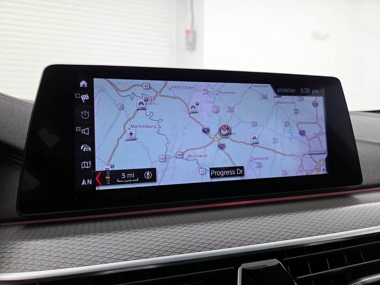 2019 BMW 5 Series M550i - Photo 15