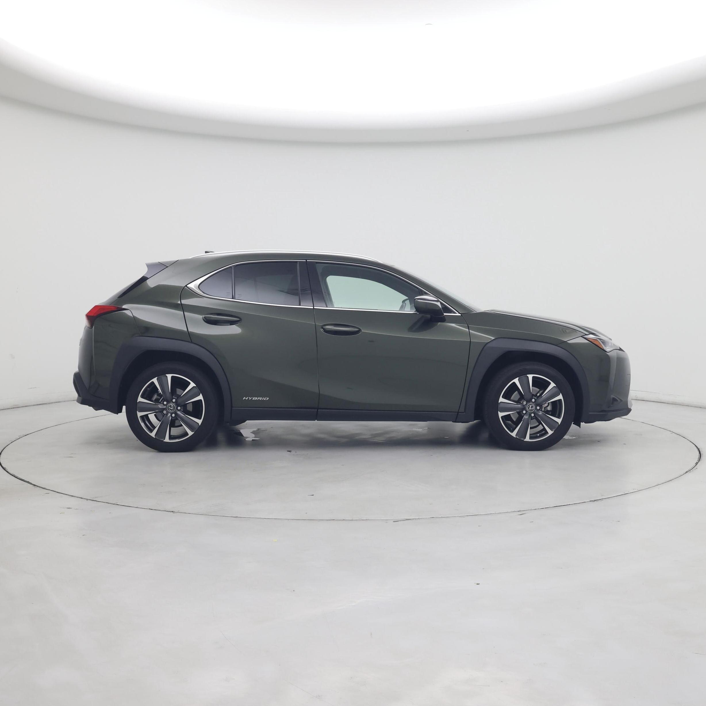 Thumbnail: 2020 Lexus UX - 7
