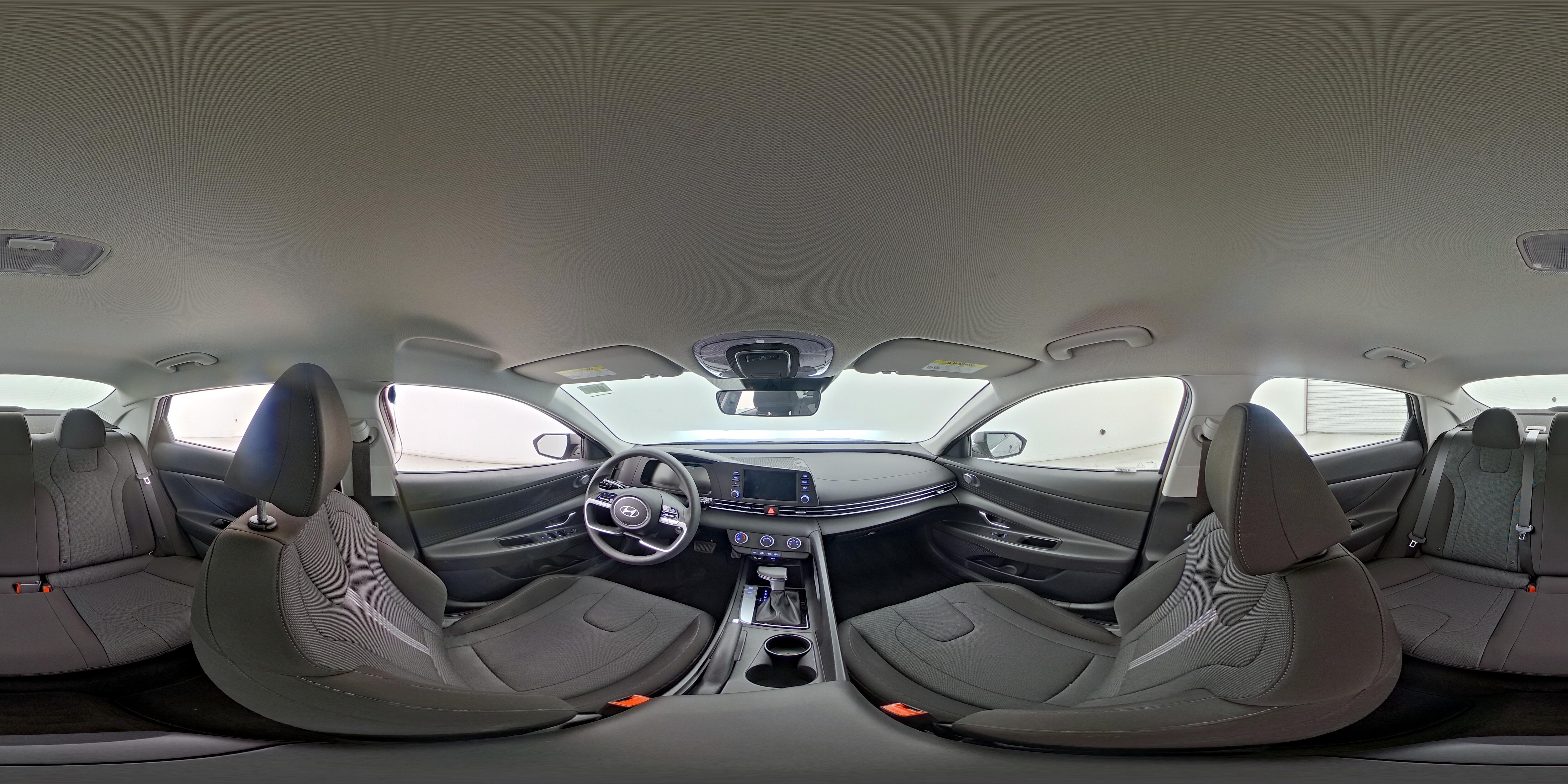 2025 Hyundai Elantra SE - Photo 24