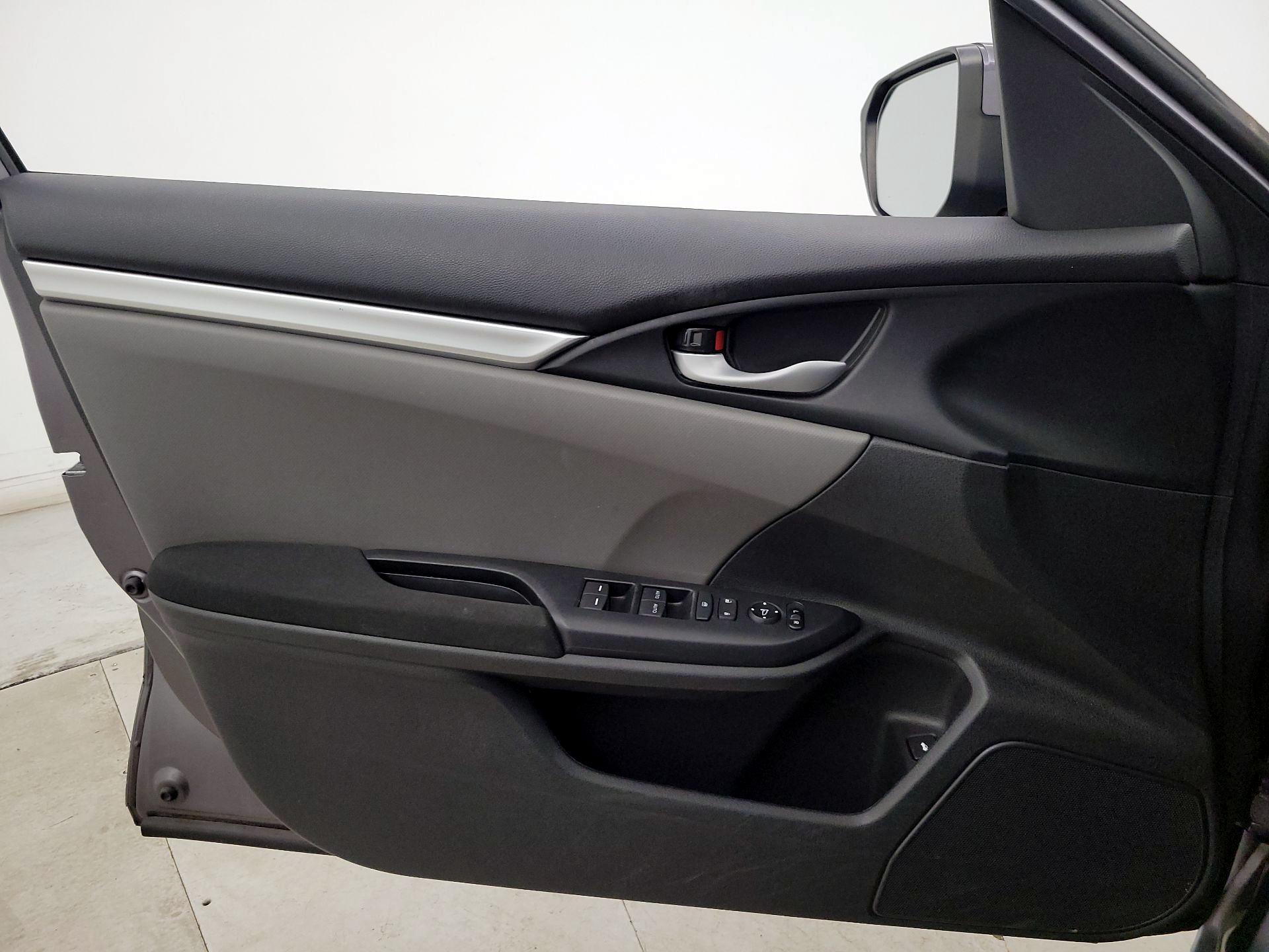 Thumbnail: 2019 Honda Civic - 12
