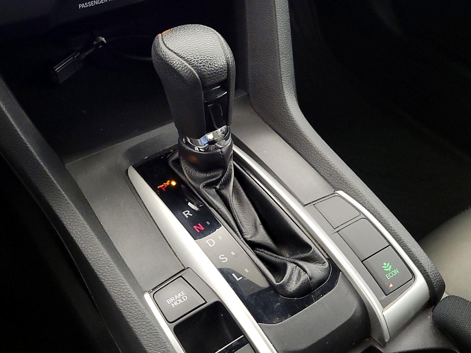 Thumbnail: 2019 Honda Civic - 17