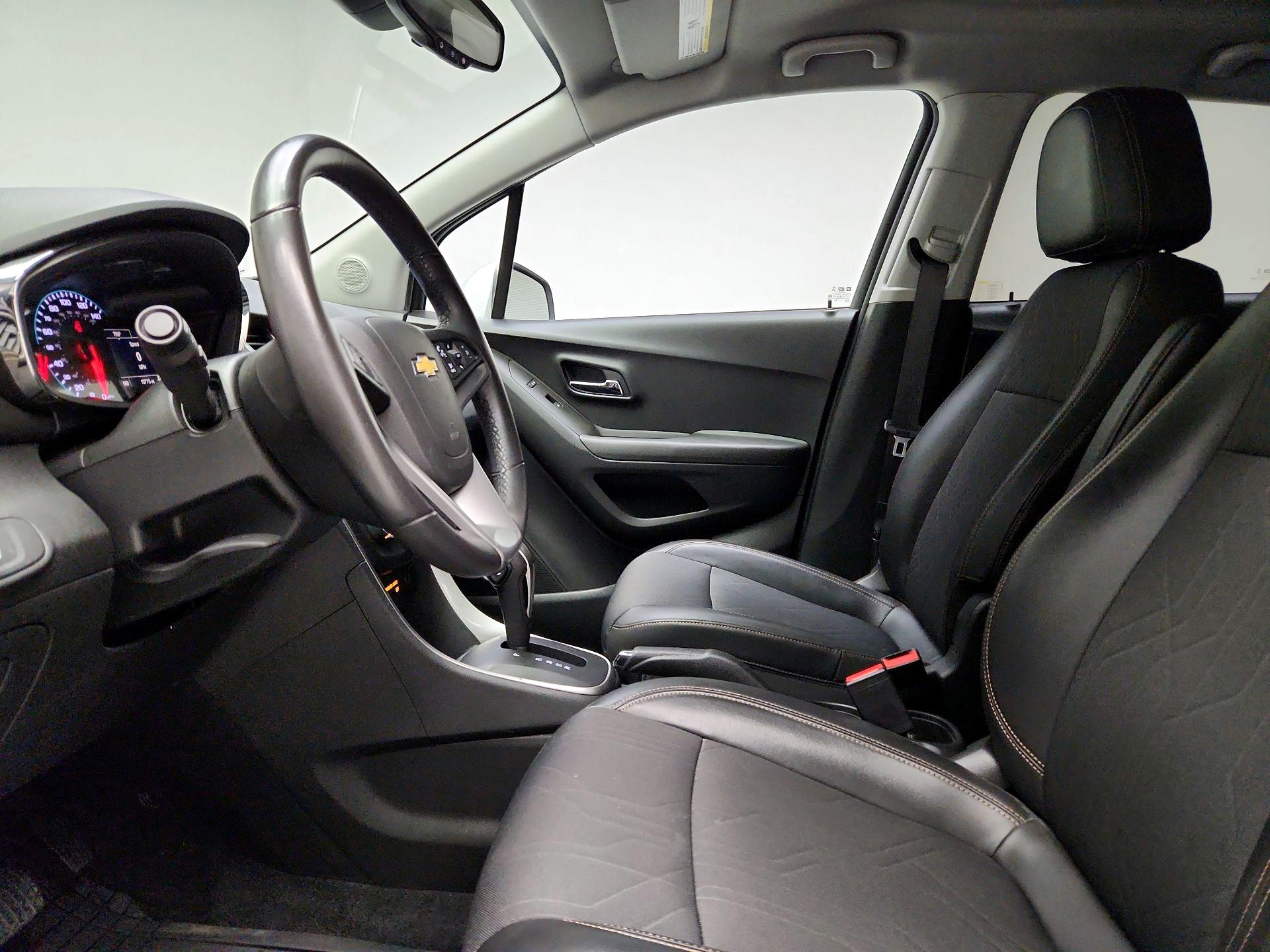Thumbnail: 2018 Chevrolet Trax - 9