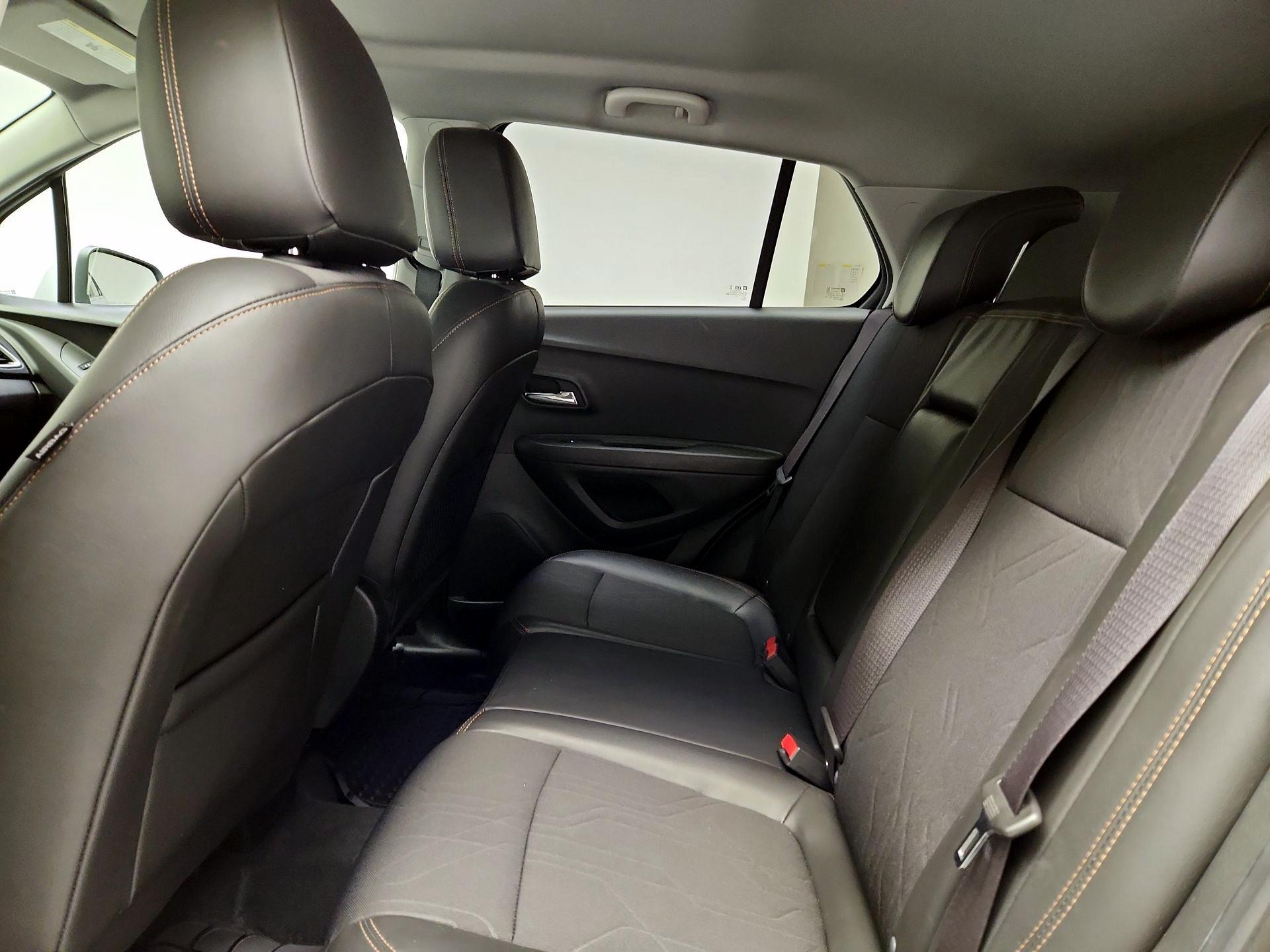 Thumbnail: 2018 Chevrolet Trax - 17