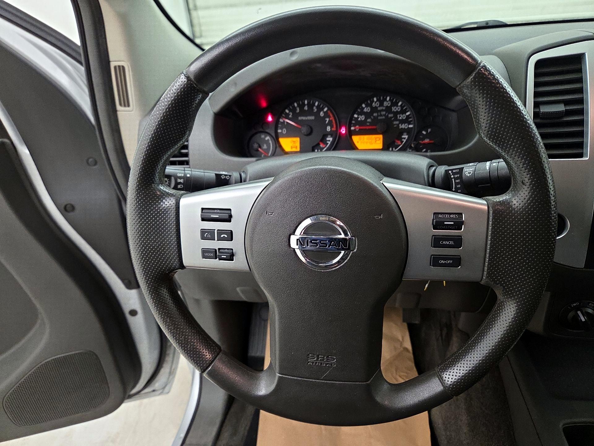 Thumbnail: 2015 Nissan Frontier - 10