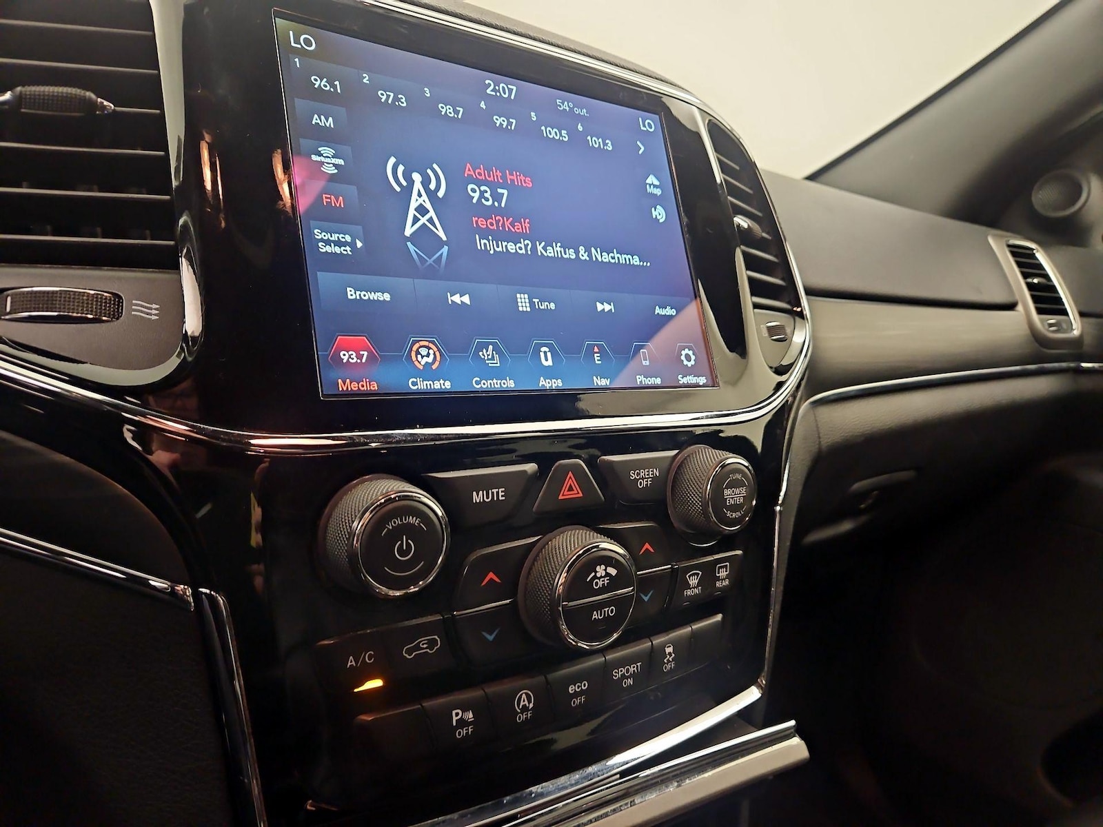 2020 Jeep Grand Cherokee Limited - Photo 17