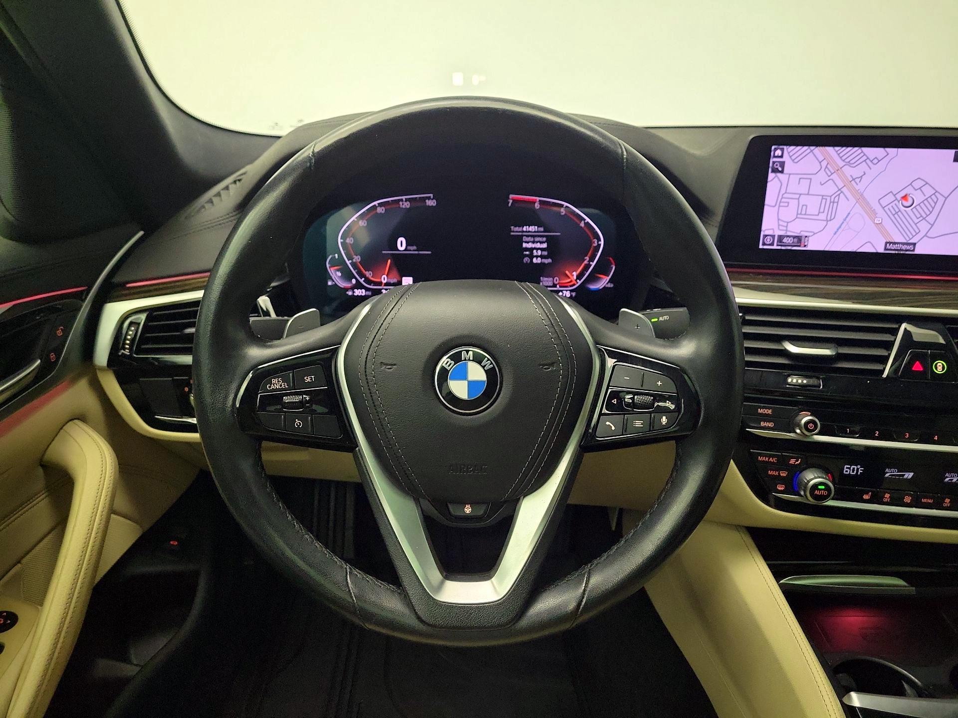 Thumbnail: 2020 BMW 5 Series - 10