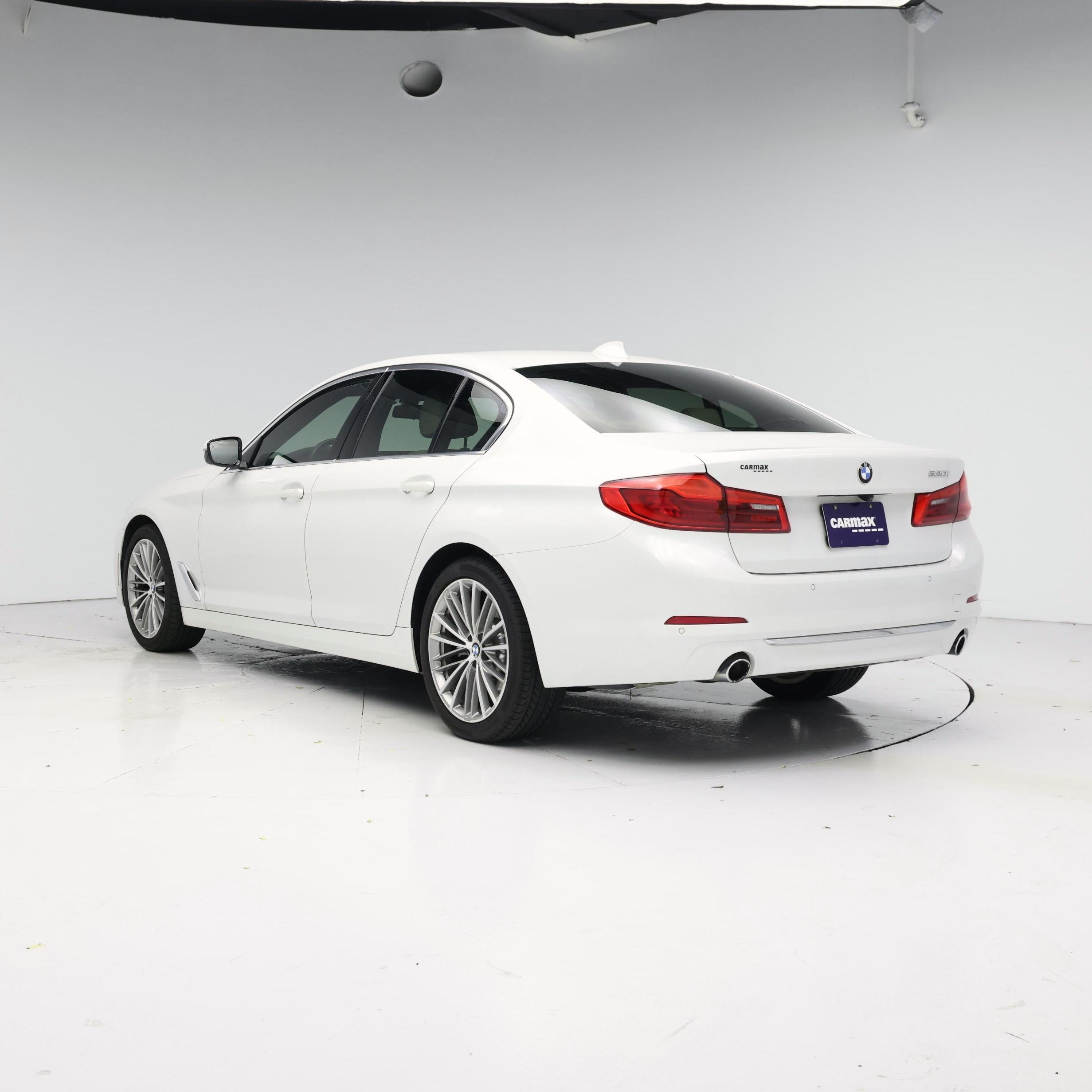 Thumbnail: 2020 BMW 5 Series - 2