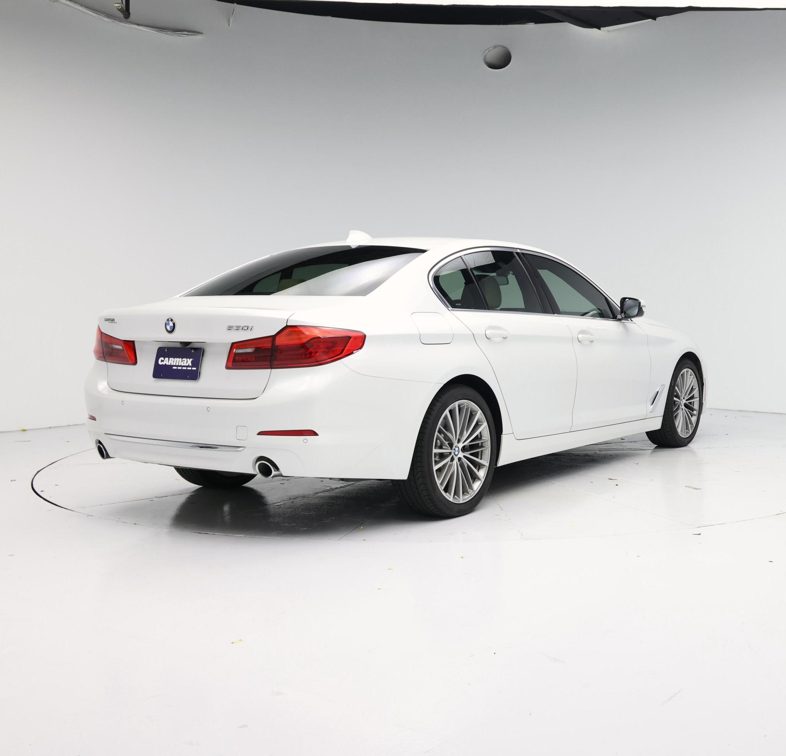 Thumbnail: 2020 BMW 5 Series - 8
