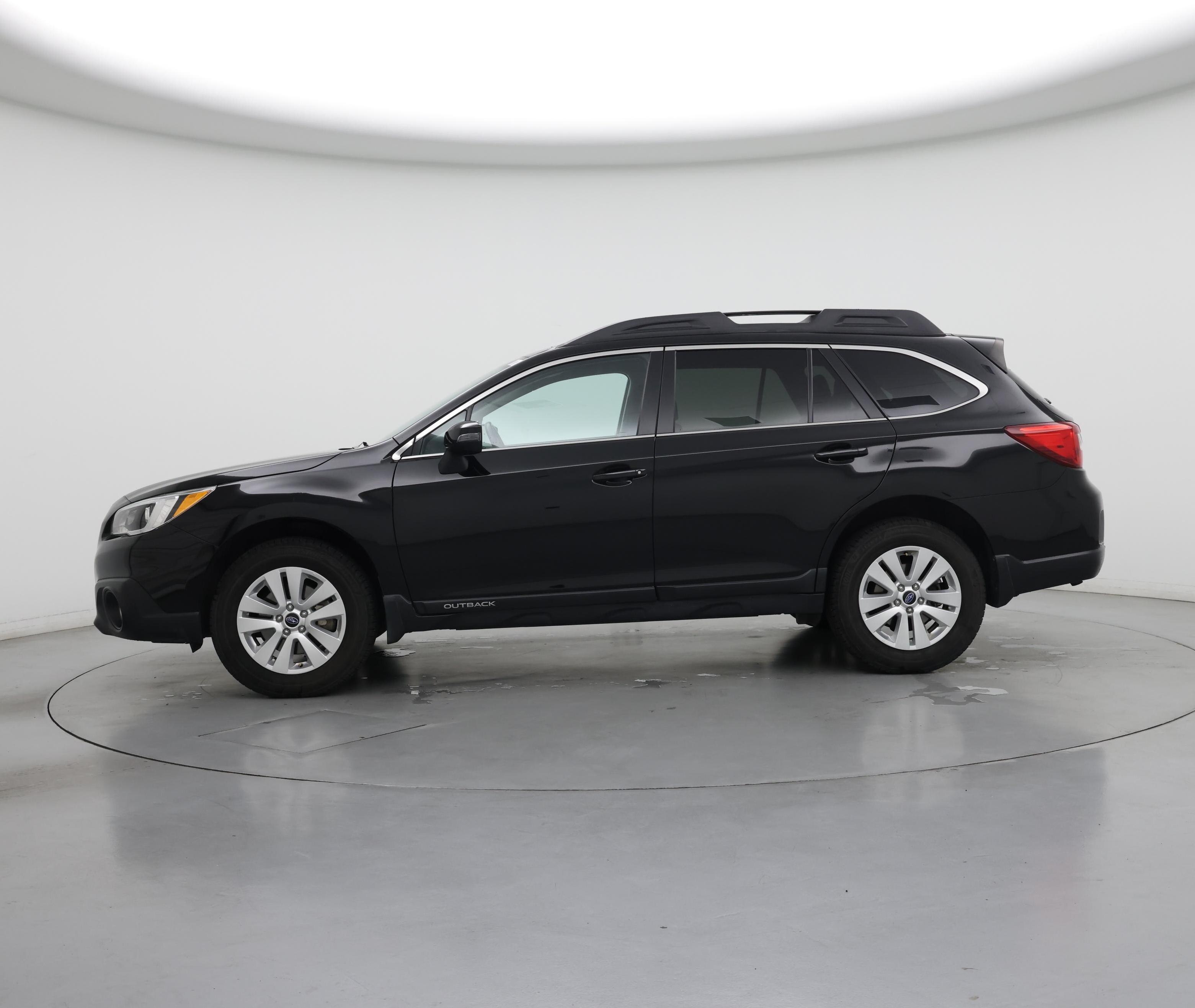 Thumbnail: 2016 Subaru Outback - 3