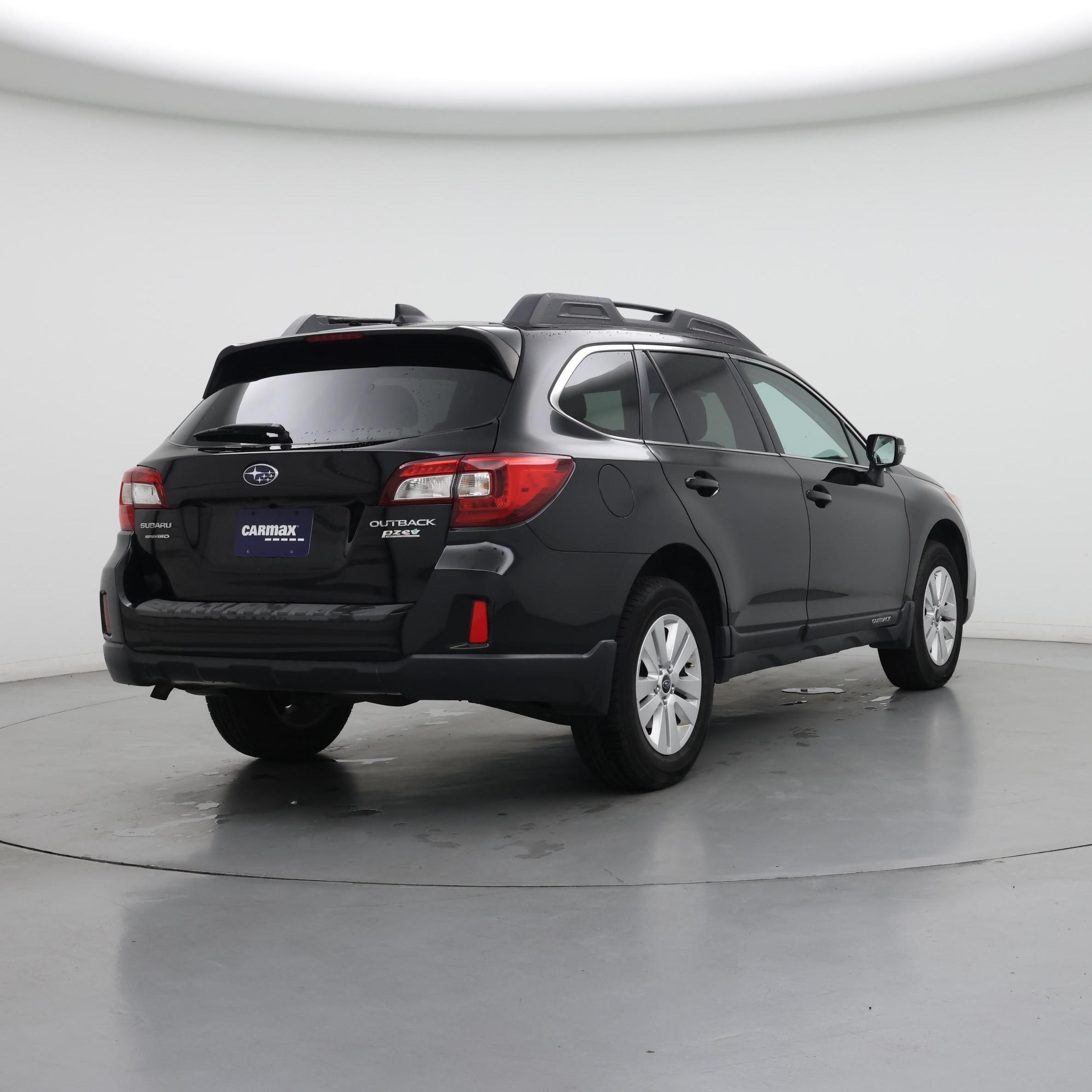 Thumbnail: 2016 Subaru Outback - 8
