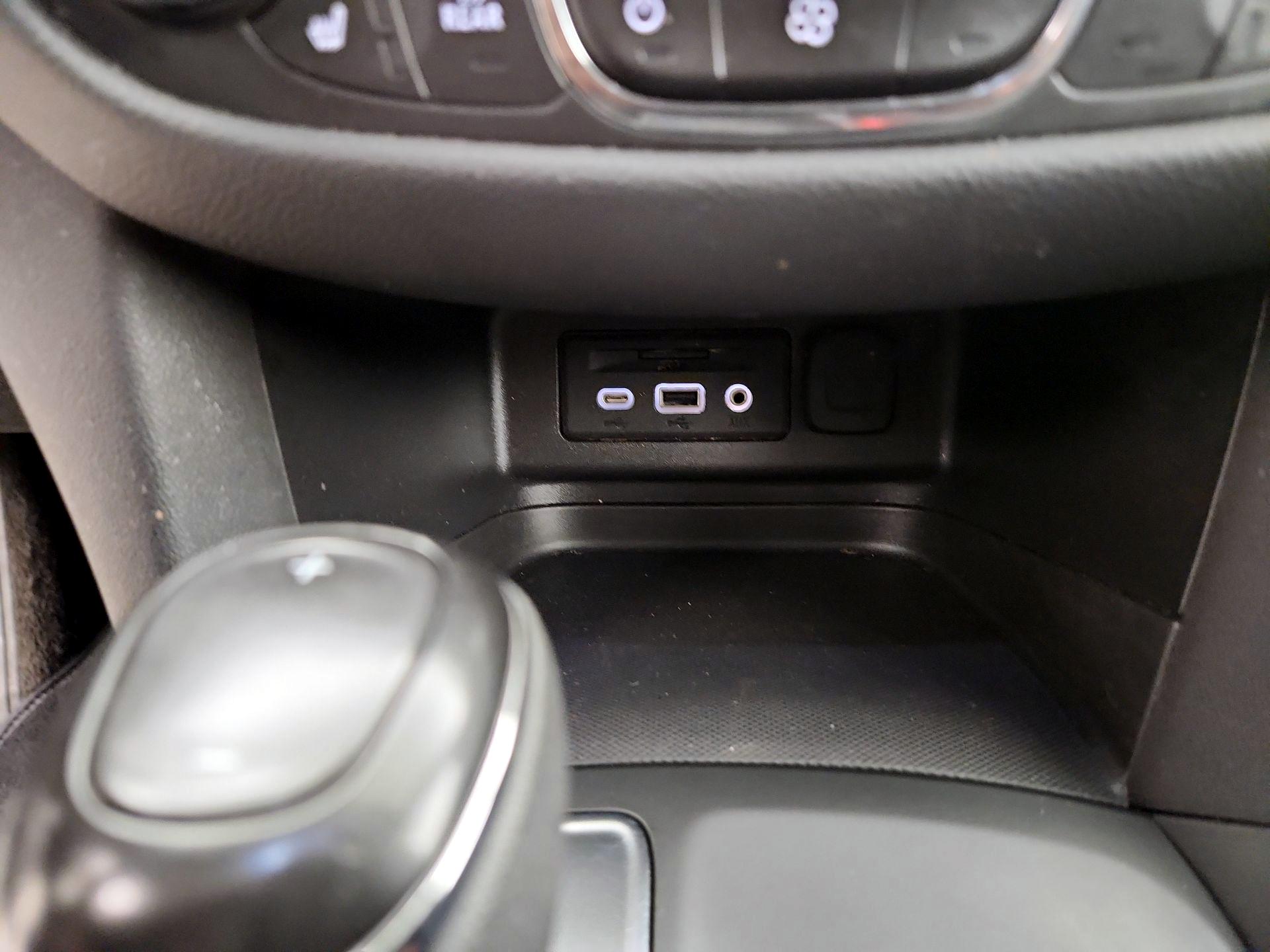 Thumbnail: 2021 Chevrolet Equinox - 16