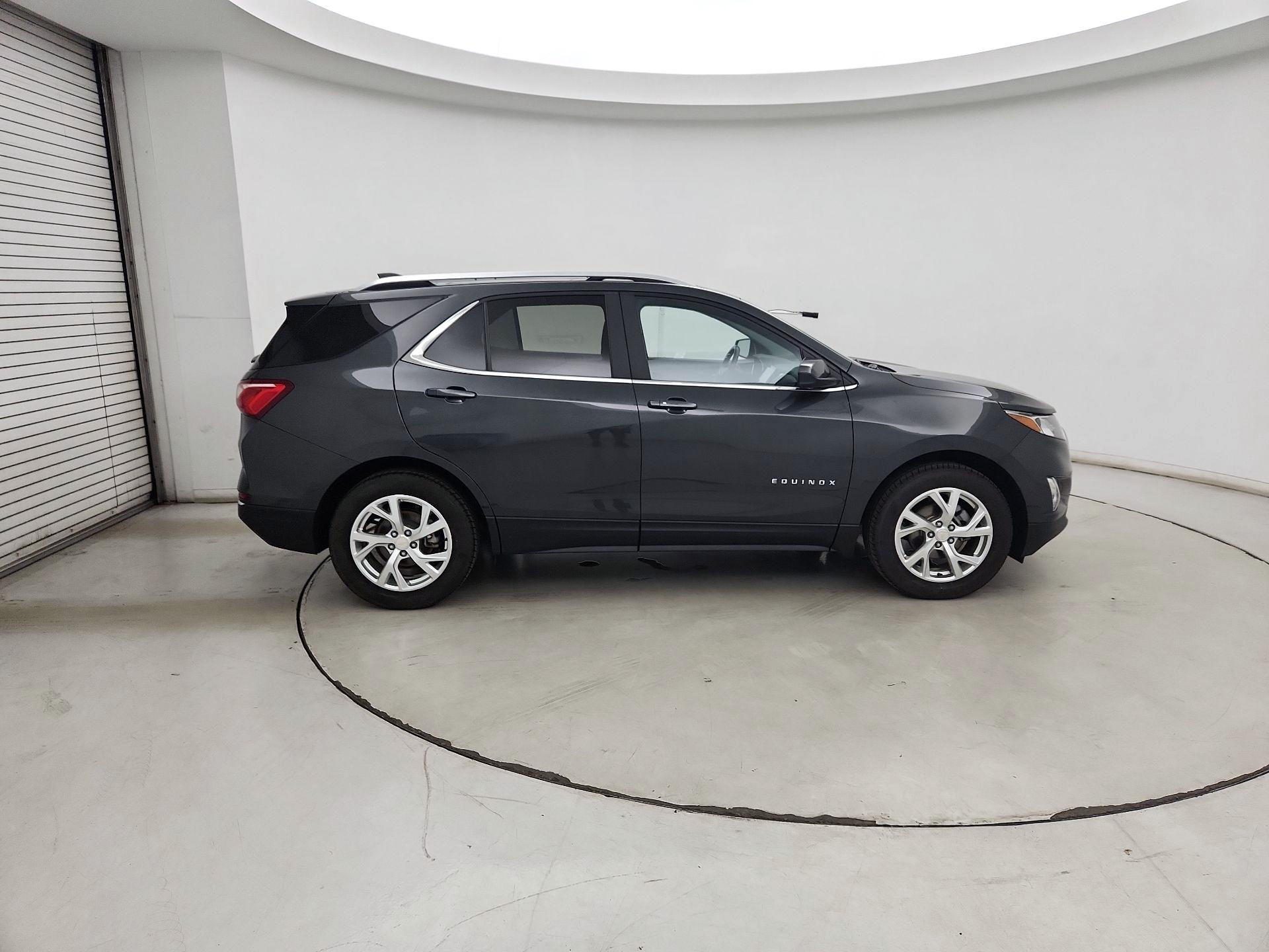 Thumbnail: 2021 Chevrolet Equinox - 4