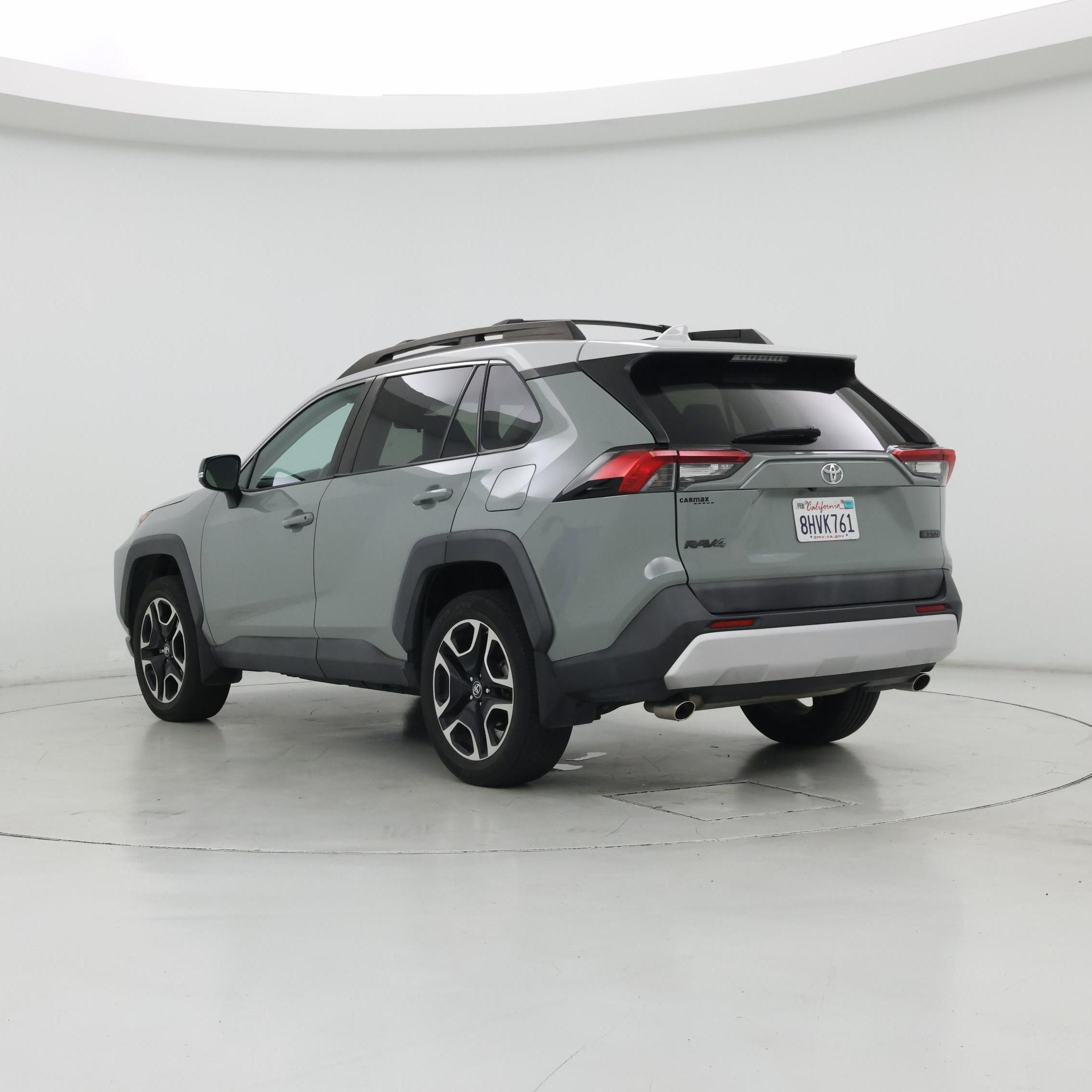 Thumbnail: 2019 Toyota RAV4 - 2