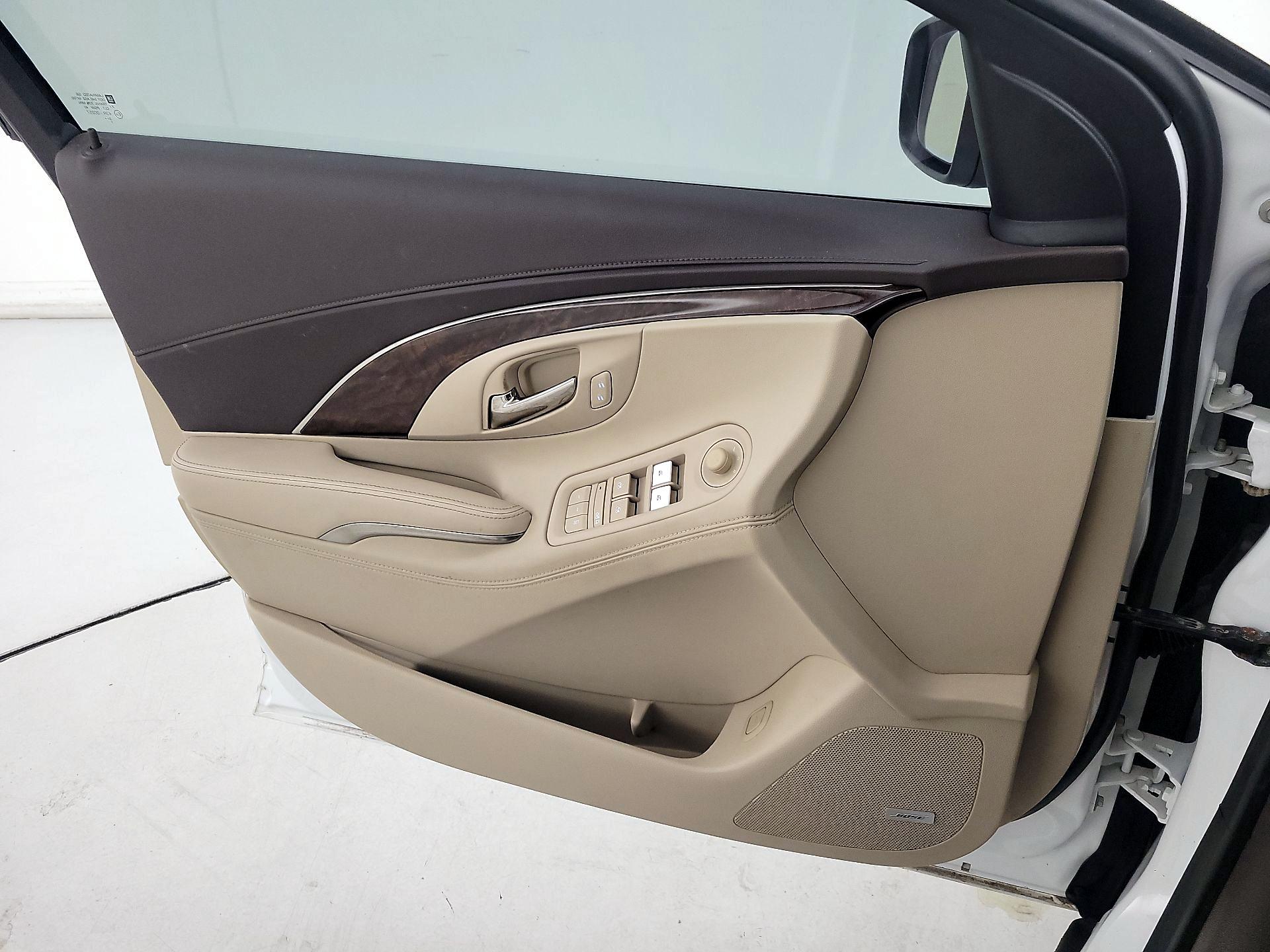 Thumbnail: 2014 Buick LaCrosse - 12