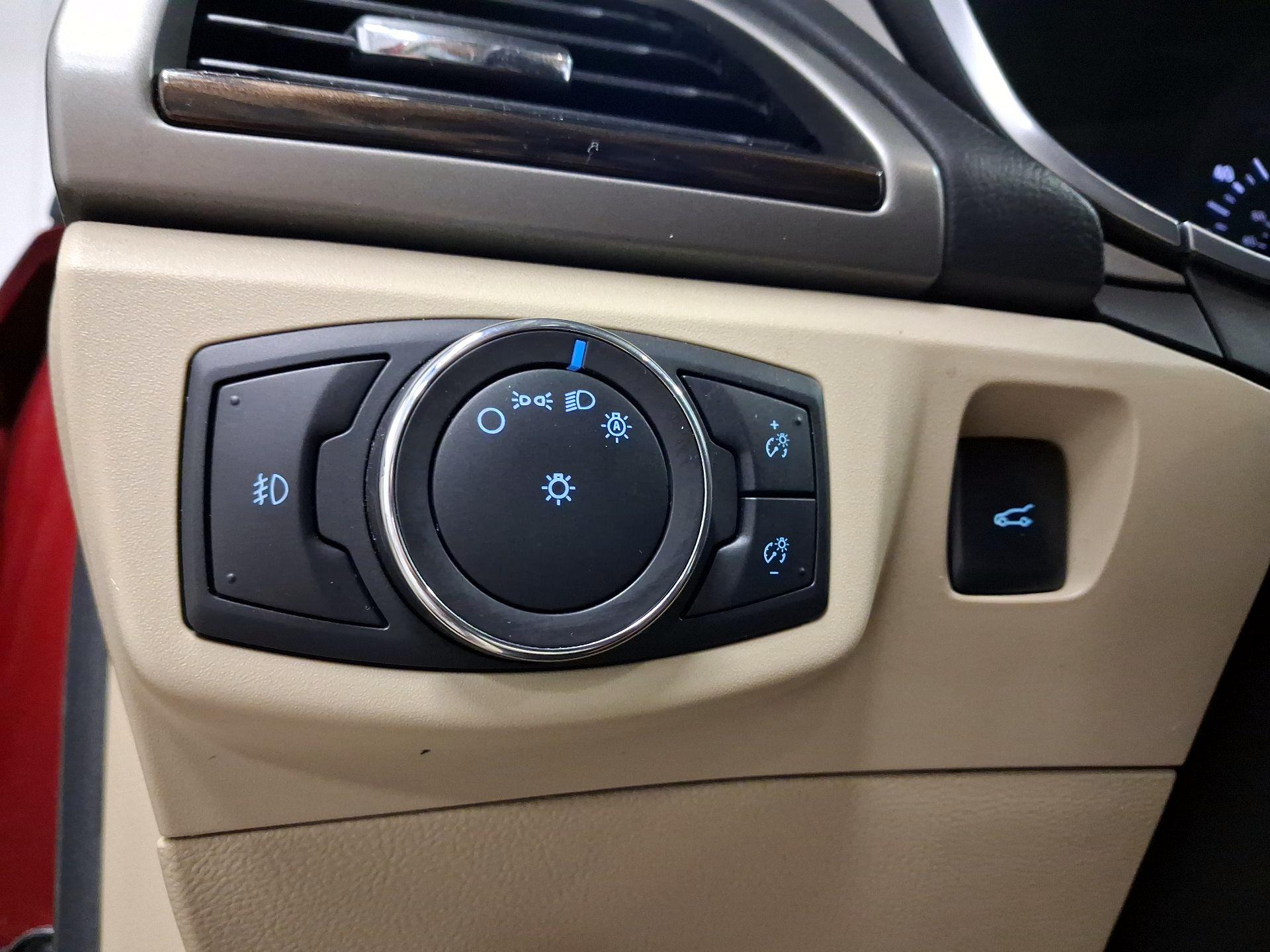 Thumbnail: 2014 Ford Fusion - 11