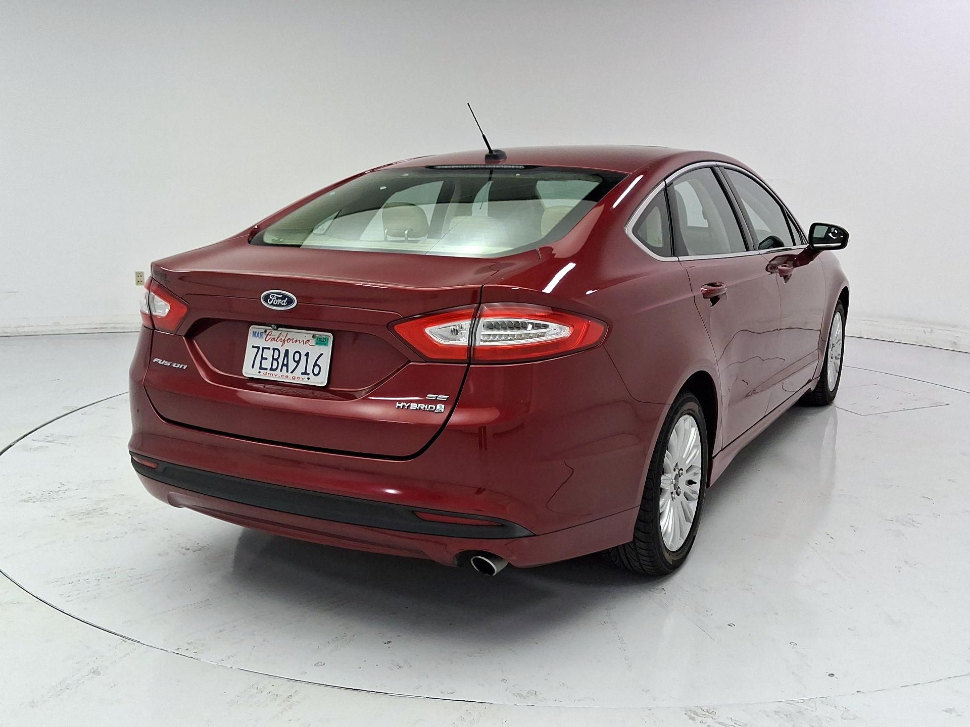Thumbnail: 2014 Ford Fusion - 5