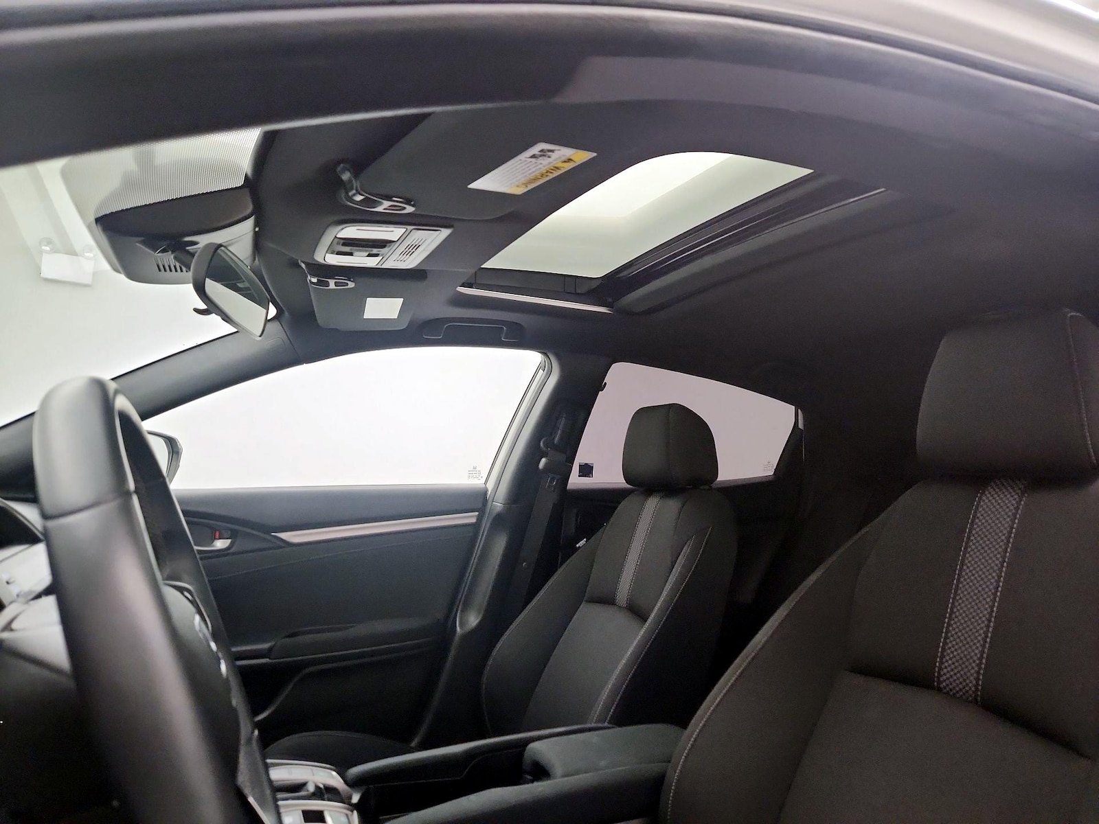 Sunroof(s) & Overhead Airbags