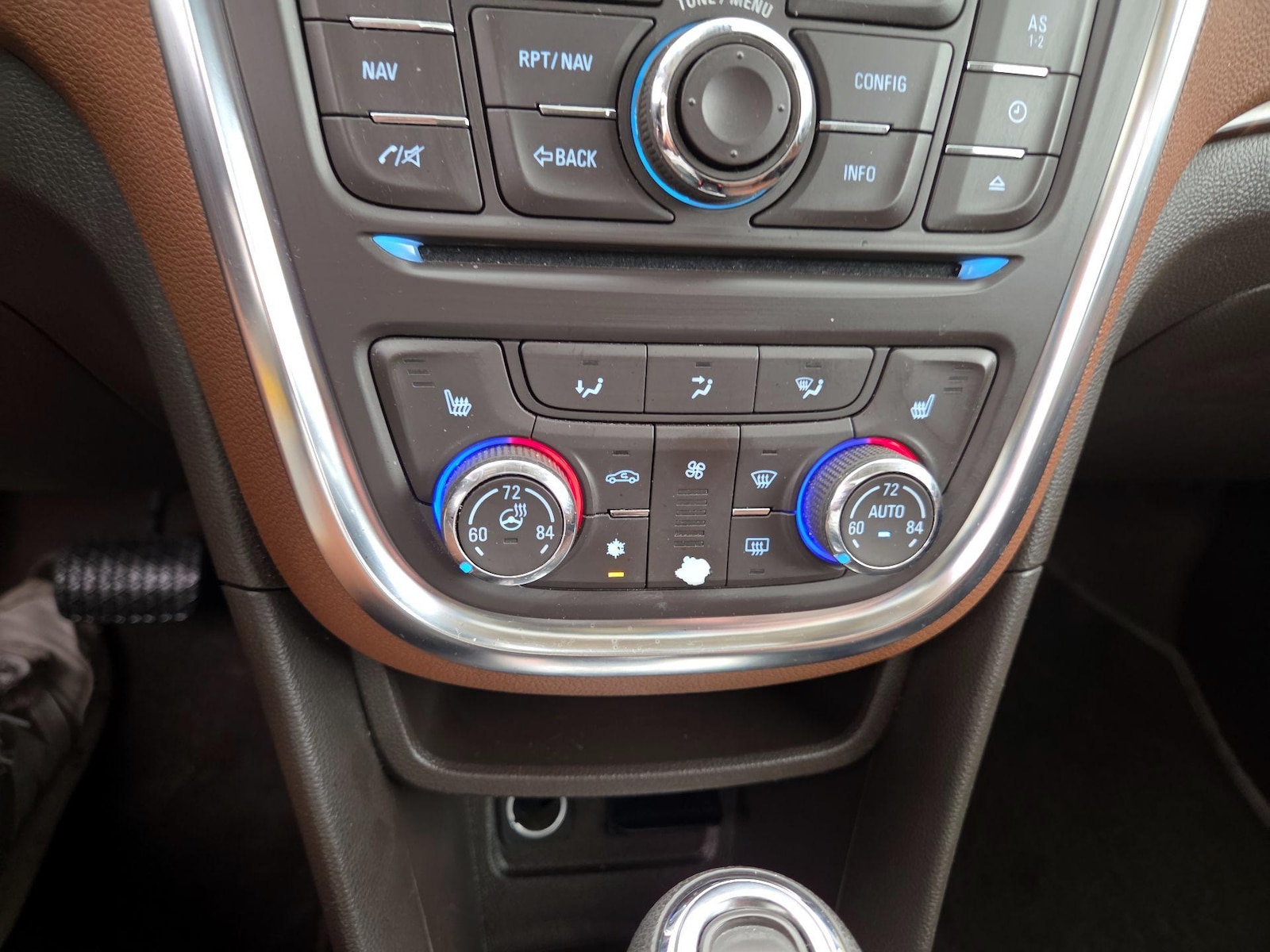 2016 Buick Encore Leather - Photo 17