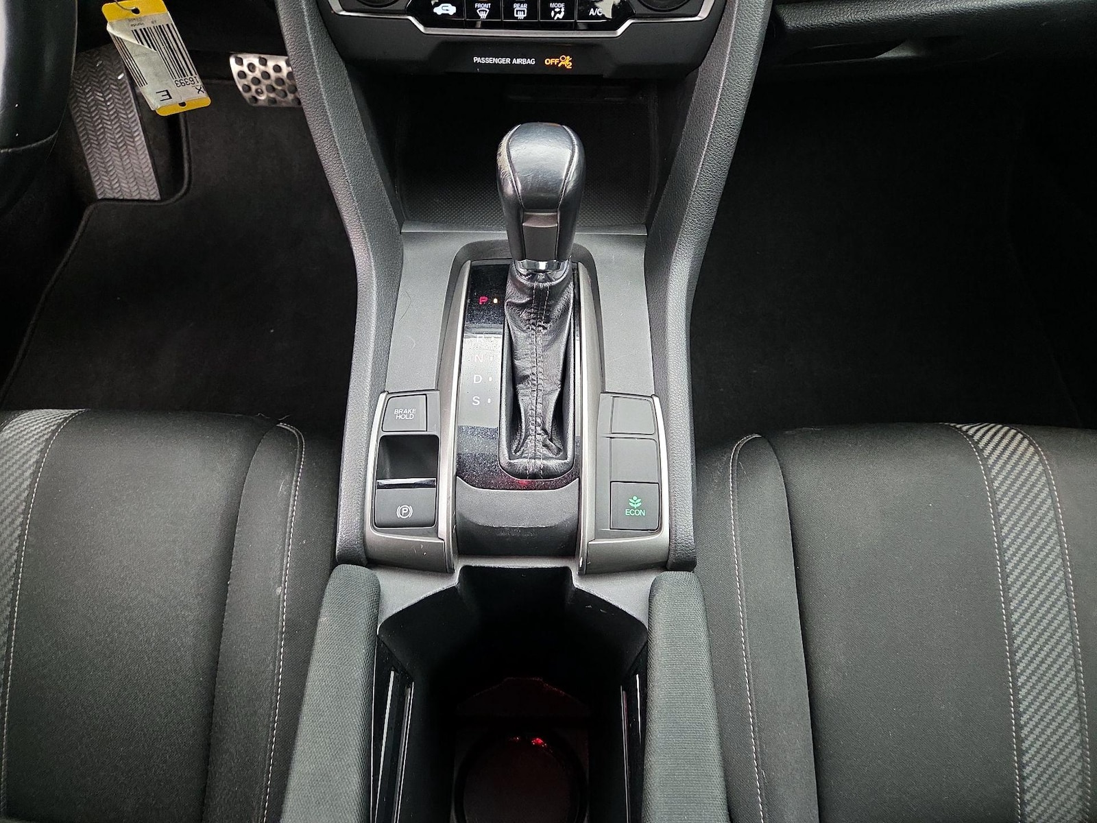 2018 Honda Civic Hatchback Sport - Photo 18