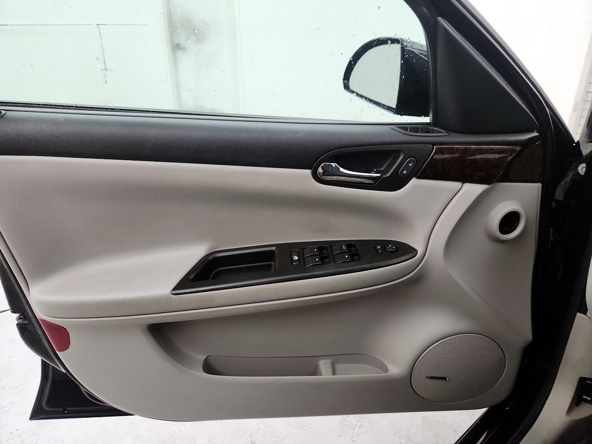 Thumbnail: 2016 Chevrolet Impala - 12