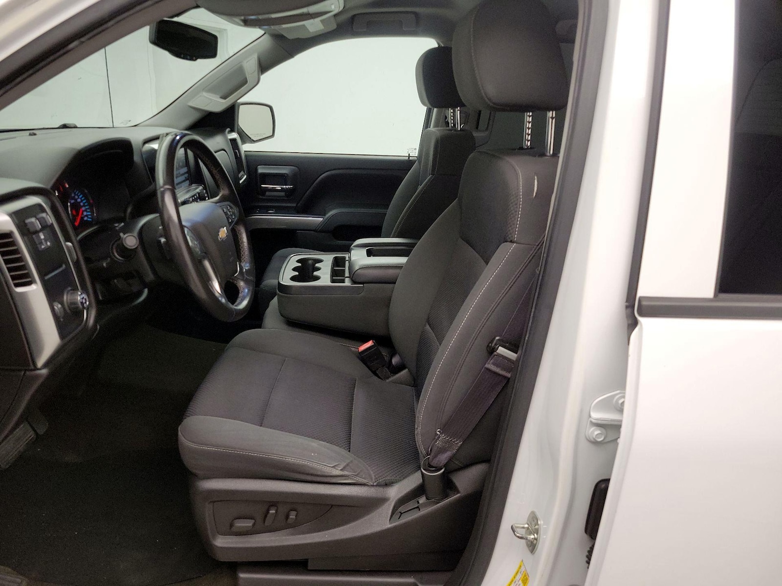 Power Seat(s) & Side Airbags