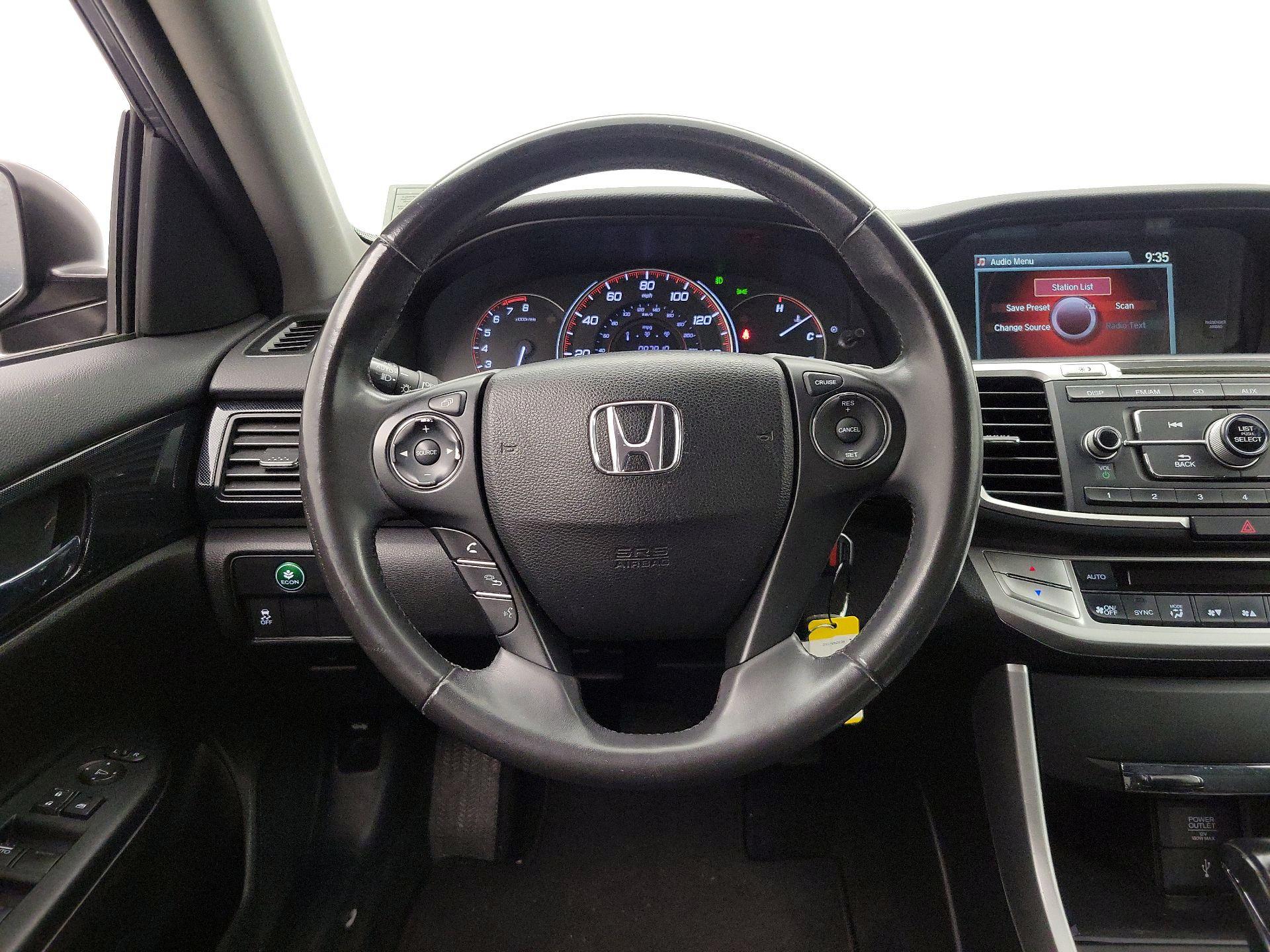 Thumbnail: 2015 Honda Accord - 10
