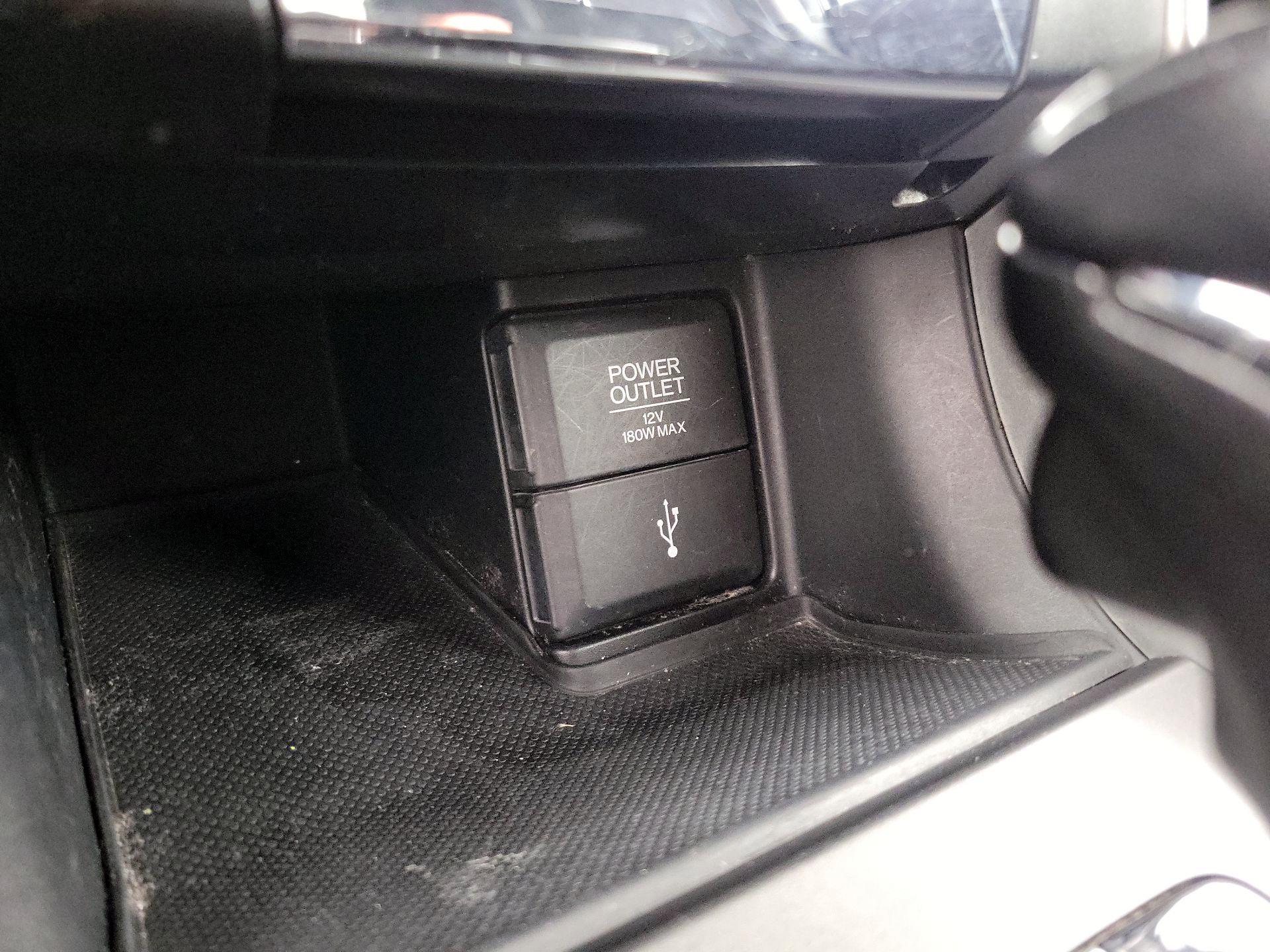 Thumbnail: 2015 Honda Accord - 18
