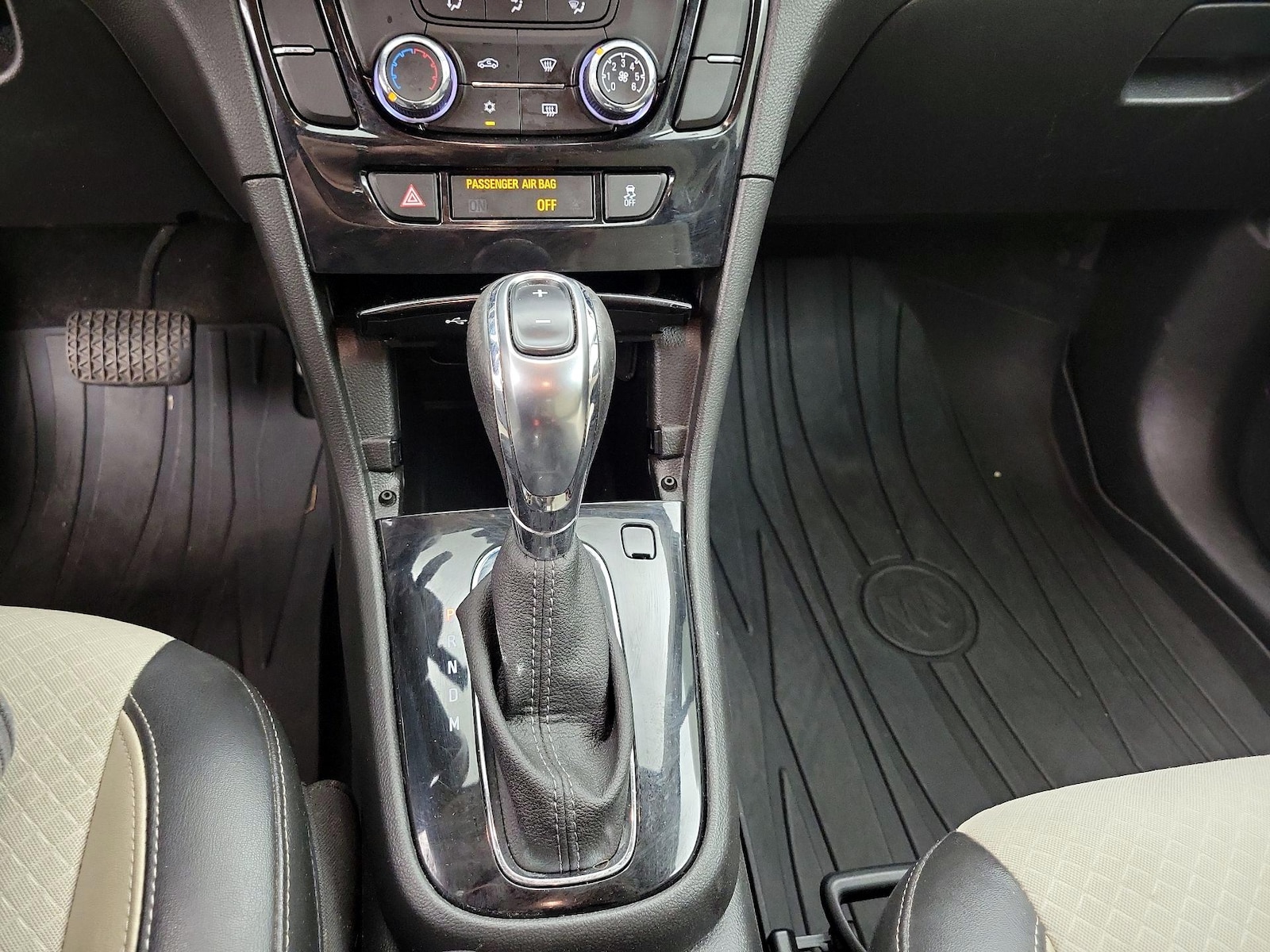 2018 Buick Encore Preferred - Photo 18