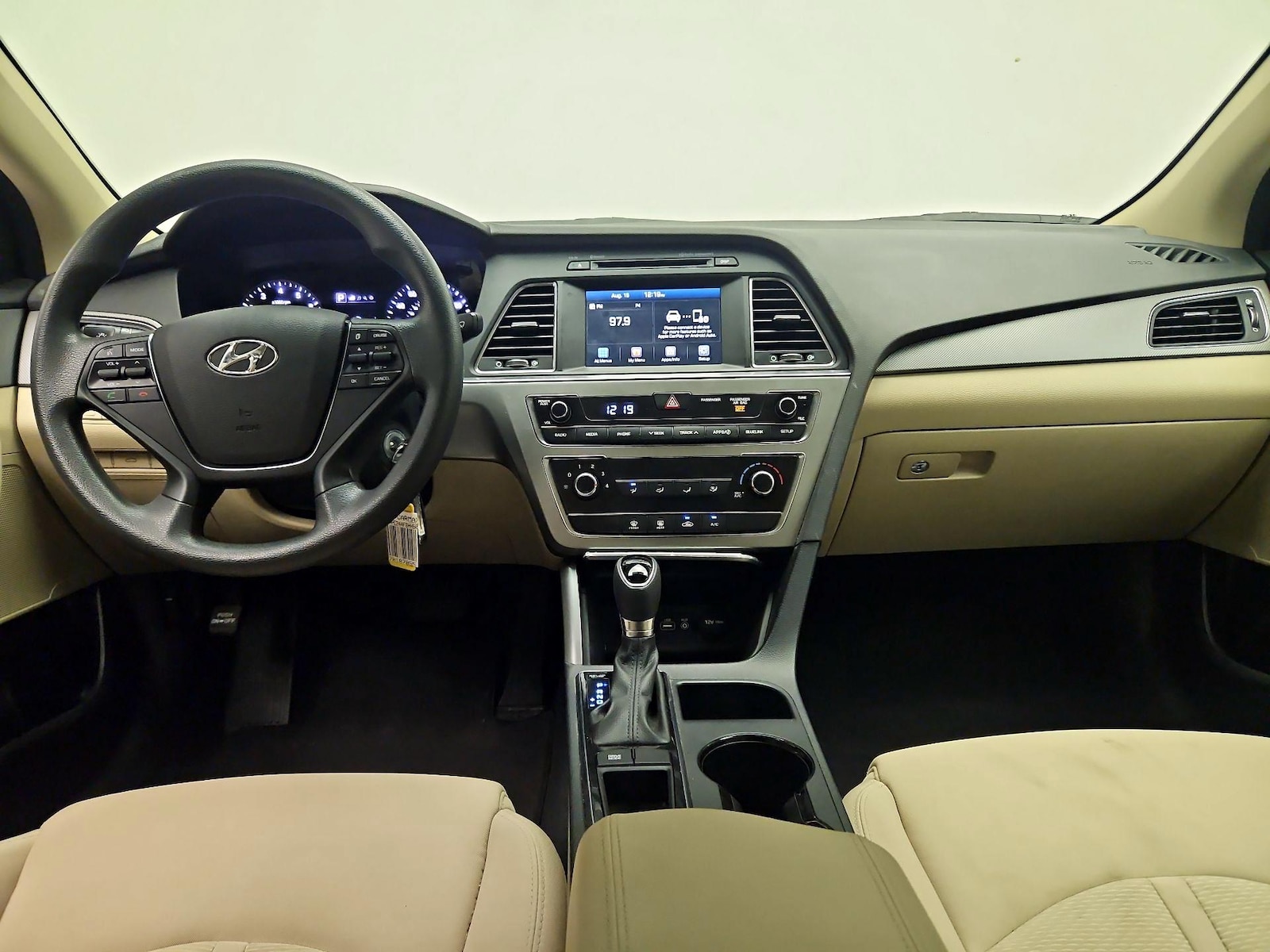 Apple CarPlay® & Android Auto™